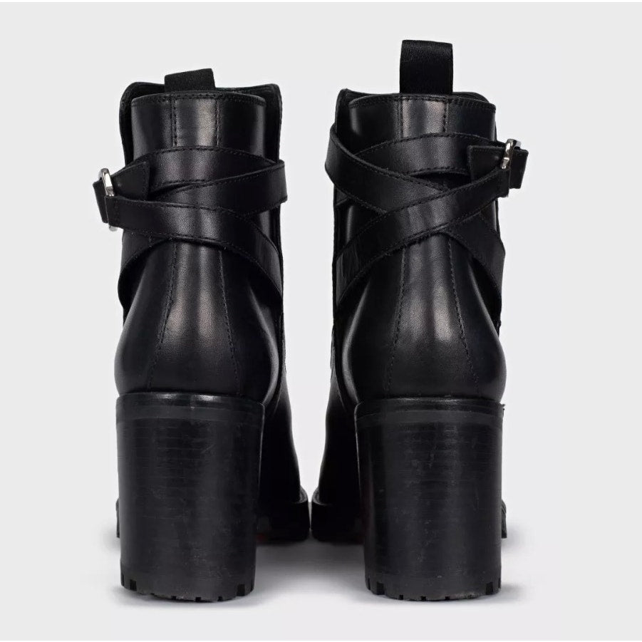 CHRISTIAN LOUBOUTIN Black Leather Ankle Boots EU 36.5 Pre-owned