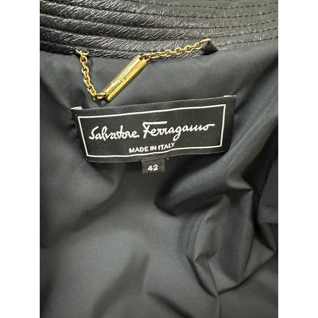 Salvatore Ferragamo Quilted Coat Leather Collar Sz.42 pre-owned