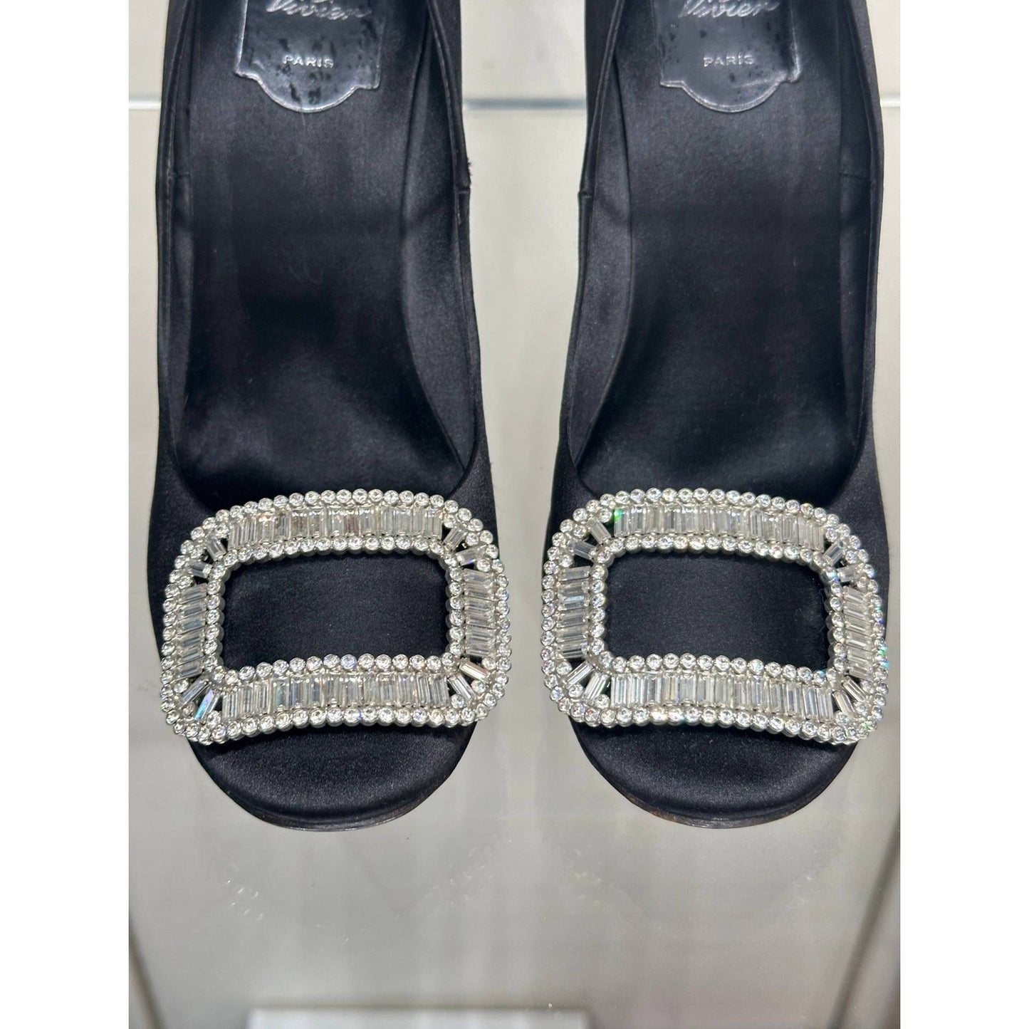 Roger Vivier Black Satin Crystal Buckle Heels Sz.39 pre-owned