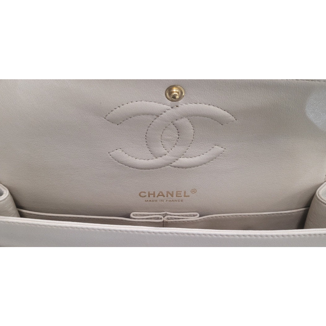 Chanel Medium Ivory Double Flap Bag Pre-owned