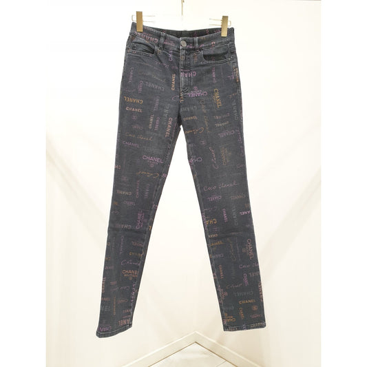 Chanel 2022 Graffiti Logo Printed Denim Jeans - Size 36 pre-owned