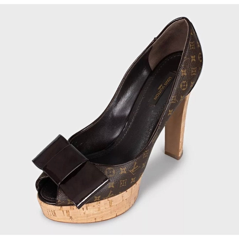 Louis Vuitton Monogram Canvas Pumps Size 39  Pre-owned