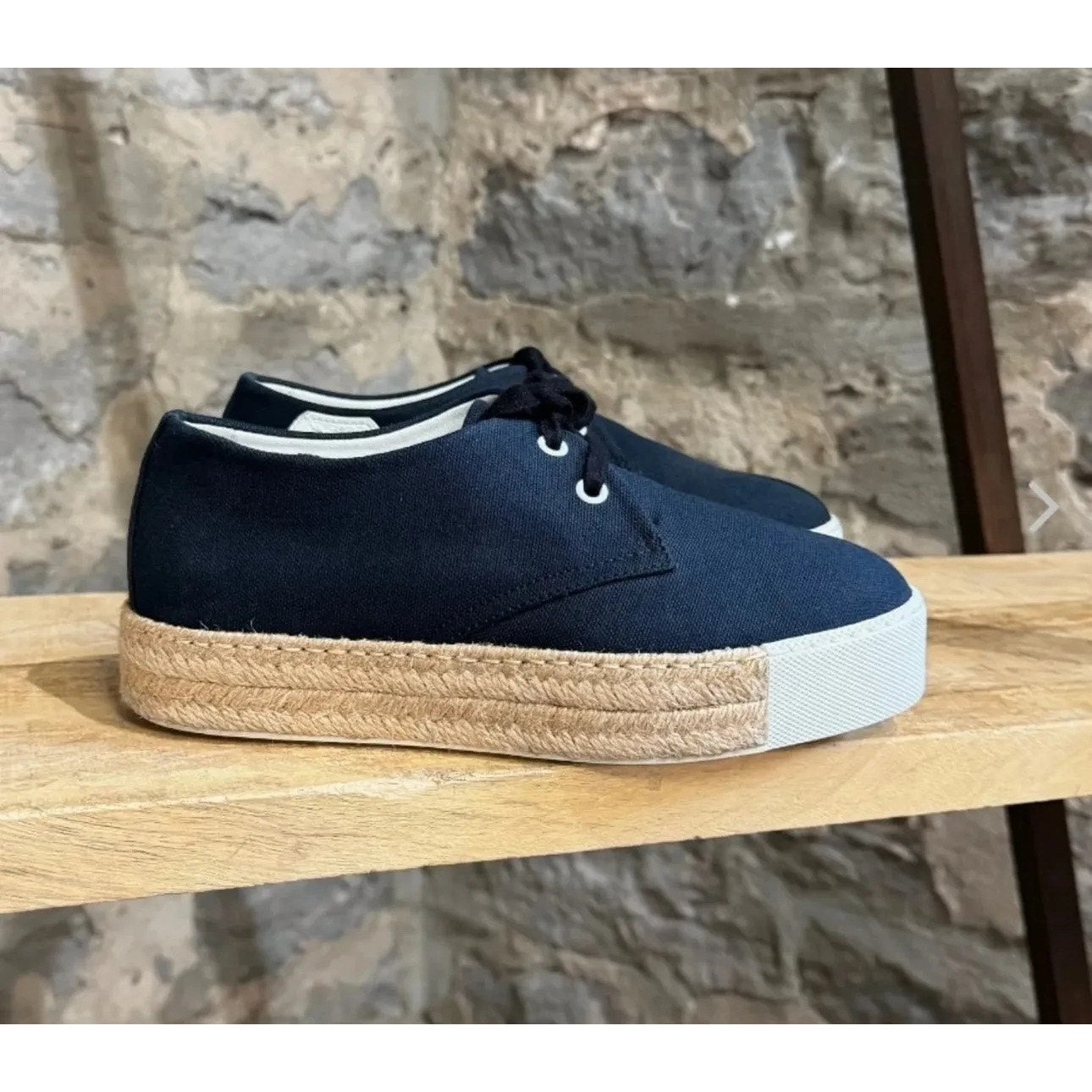 NWOB HERMES  Navy Low-cut Sneakers Espadrilles Sz.39 Pre-Owned