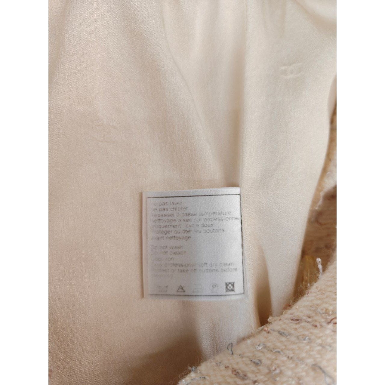 Chanel 1999/2000 Mary Quant Ivory Tweed Suit - Size 36