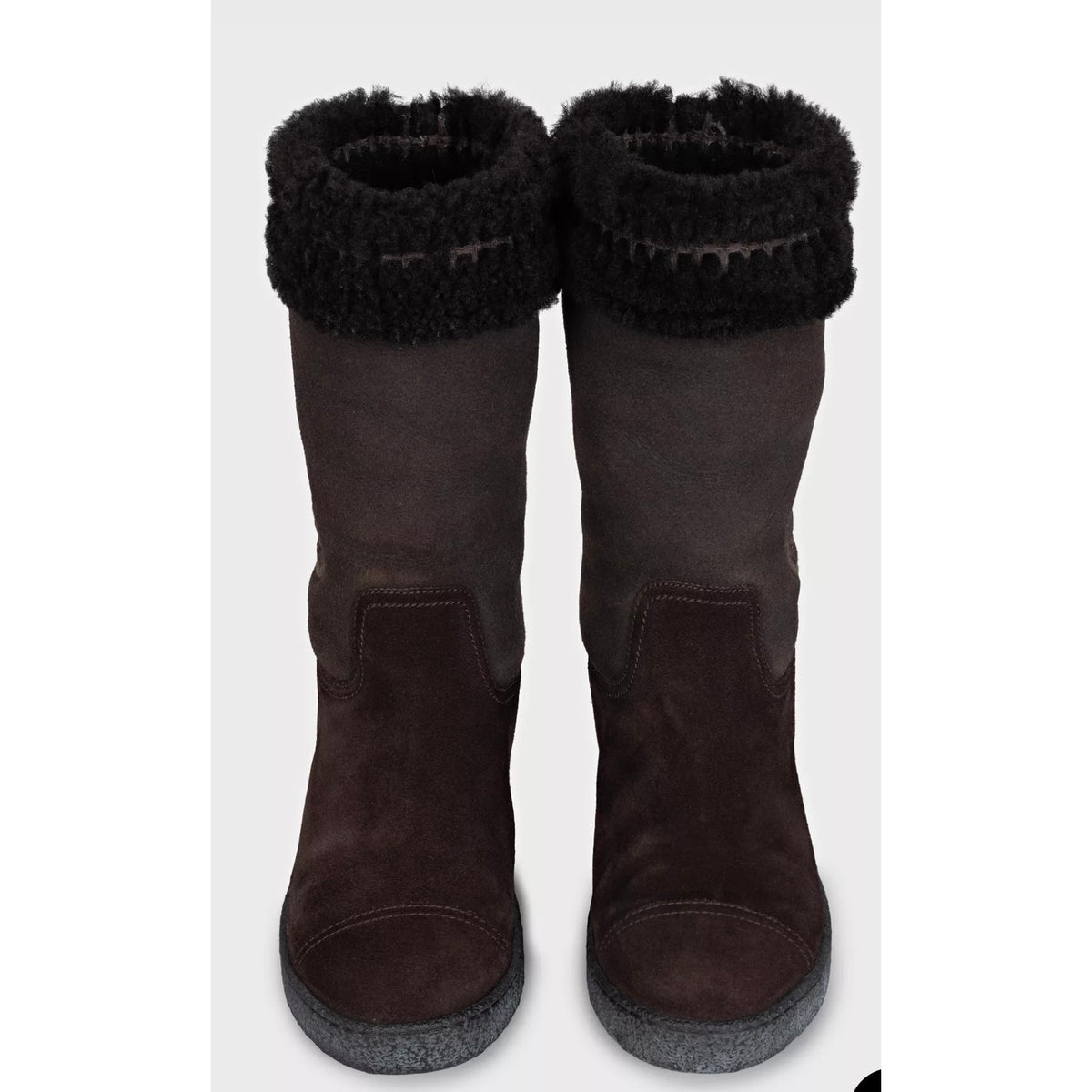 CHANEL Brown Suede Fur Lined Boots - EU 37 Pre-owned