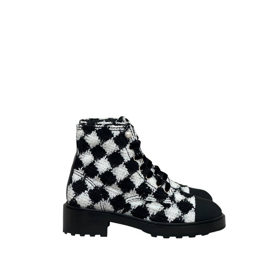 NWOB Chanel Grosgrain Tweed Combat Boots - Sz 41Pre-owned