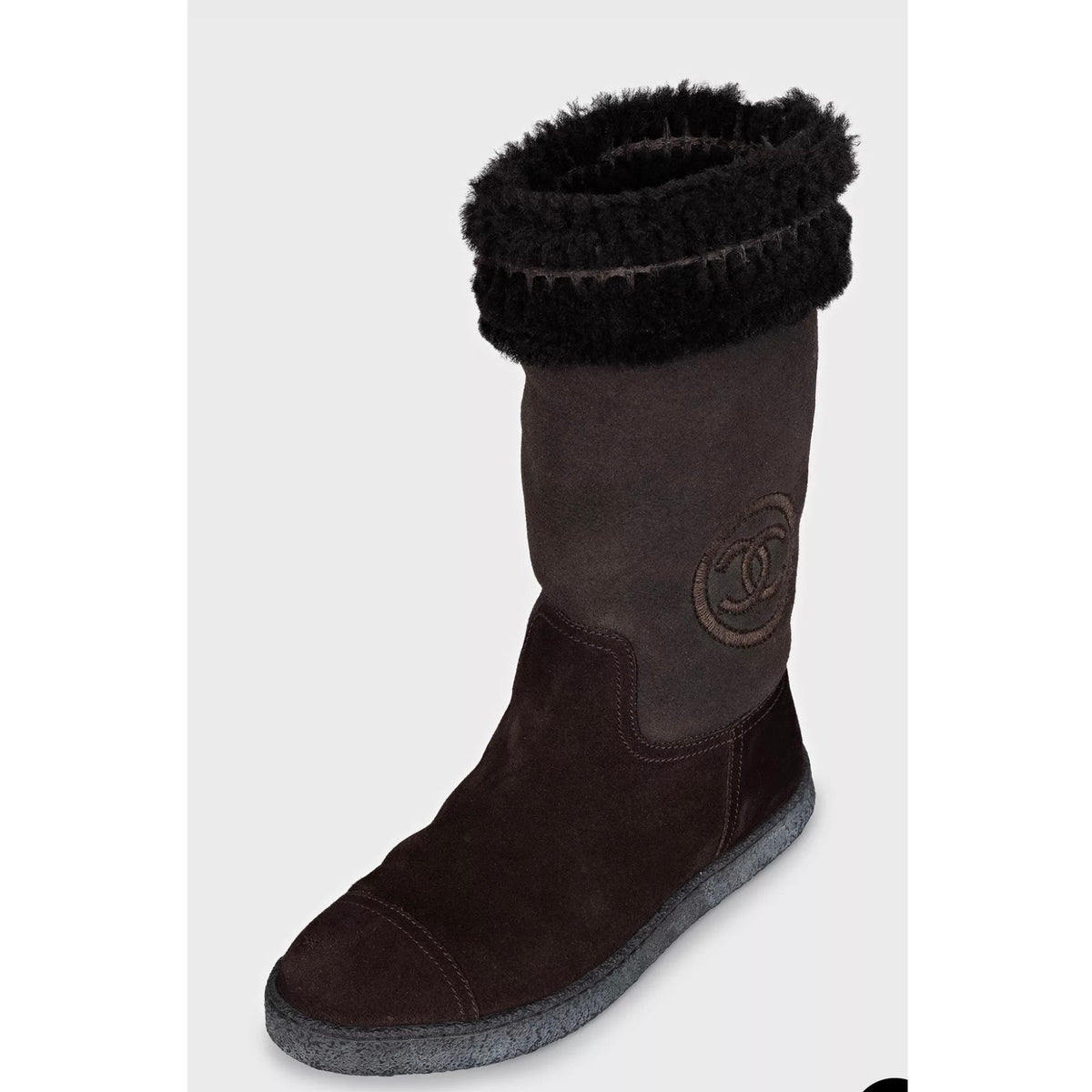 CHANEL Brown Suede Fur Lined Boots - EU 37 Pre-owned