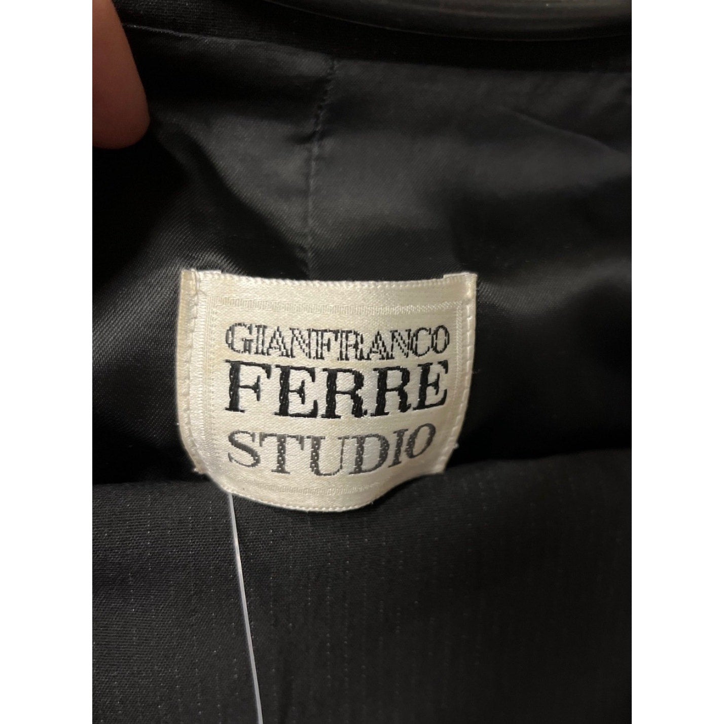 Gianfranco Ferre Black Striped Wool Suit Sz.42/L pre-owned