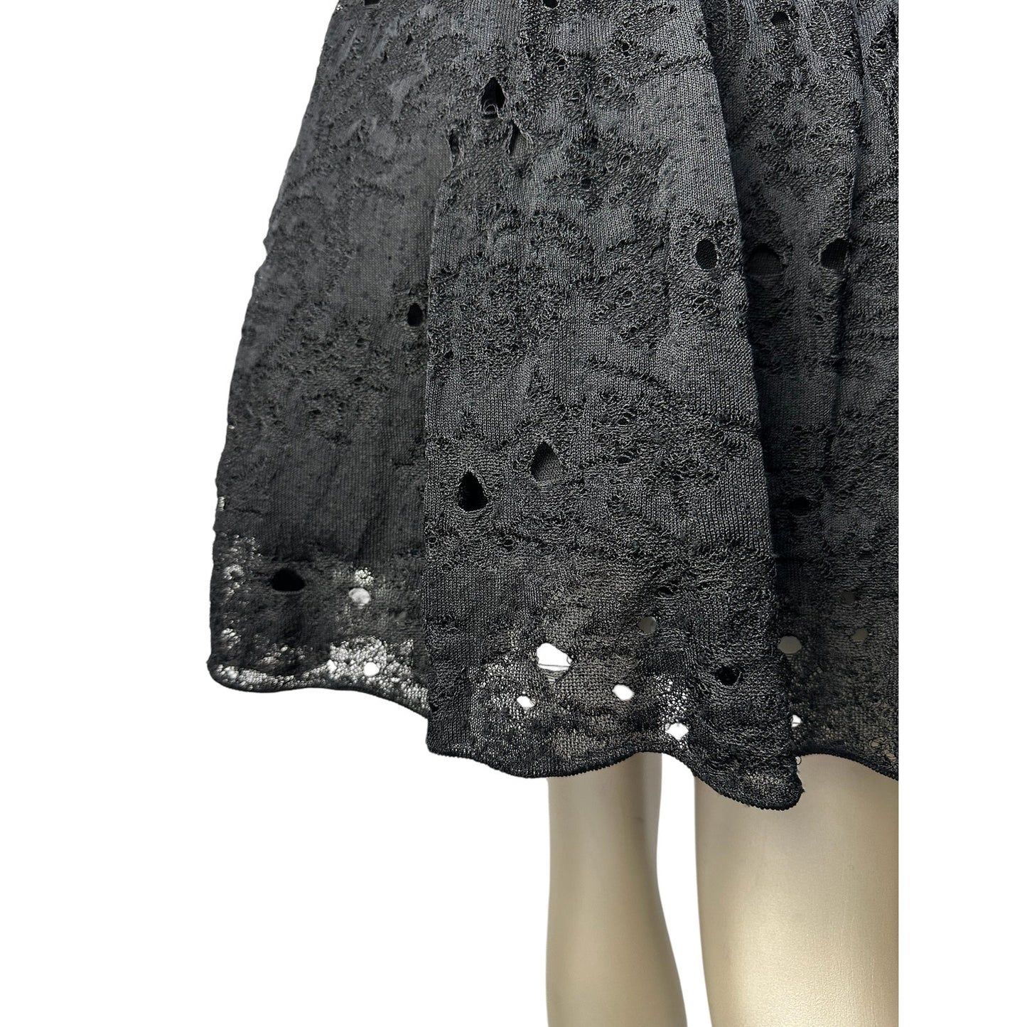 Chanel – ajour midi skirt in viscose Sz.46