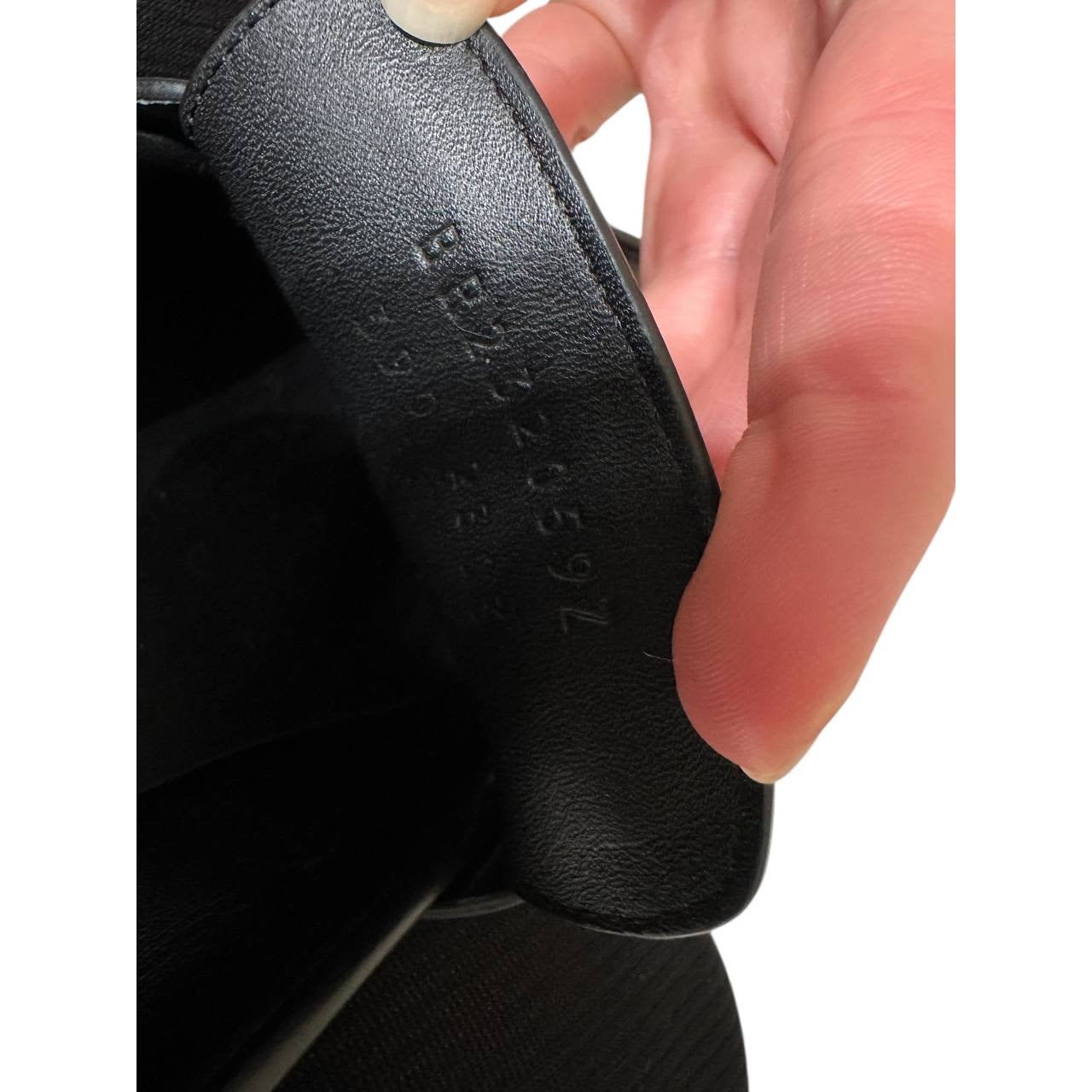 Elegant Hermes Hitch Loafers - Black Glacéd Calfskin - Size 39 Pre-owned