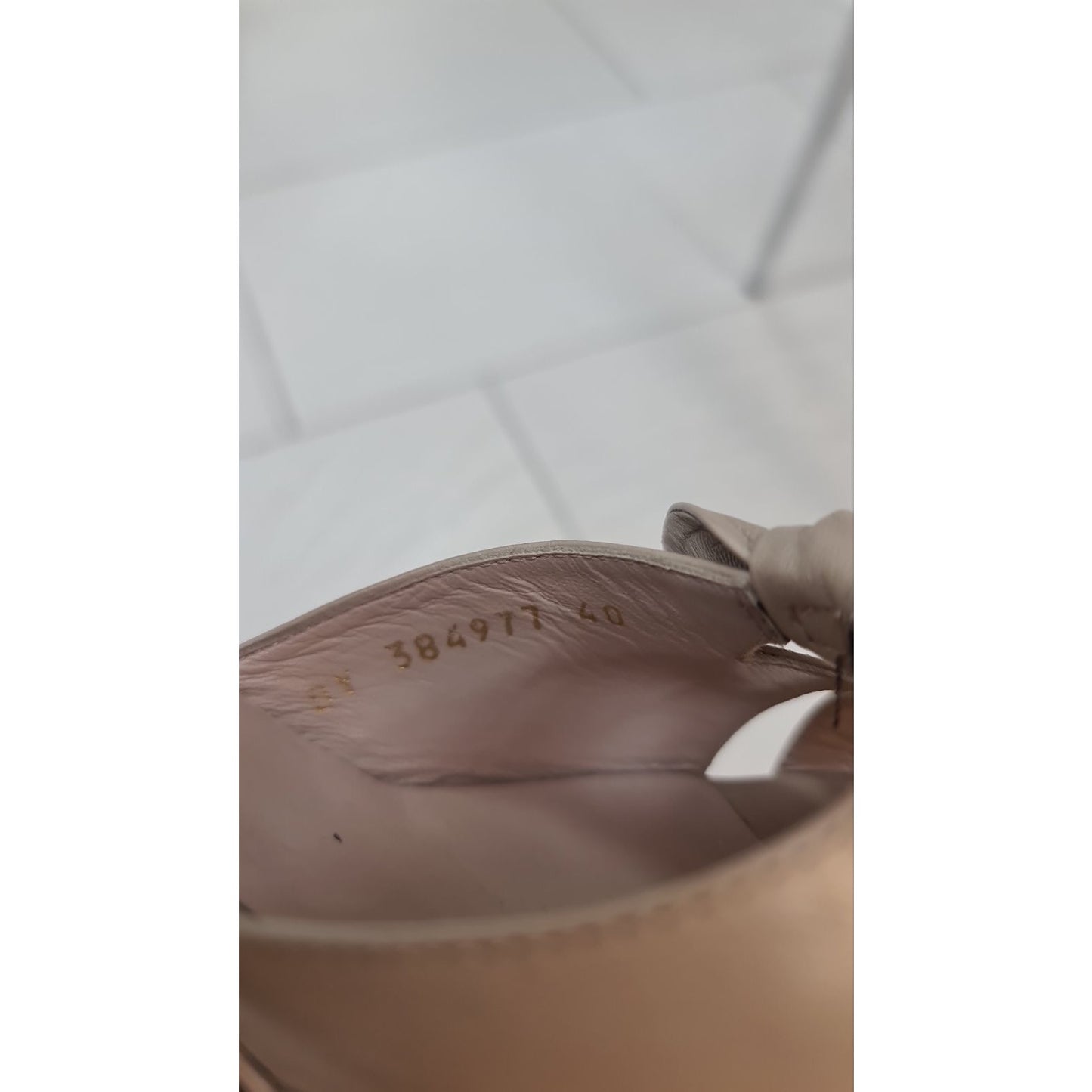 Saint Laurent Beige Leather Candy Bow Platform Sandals  Sz 40 Pre-owned