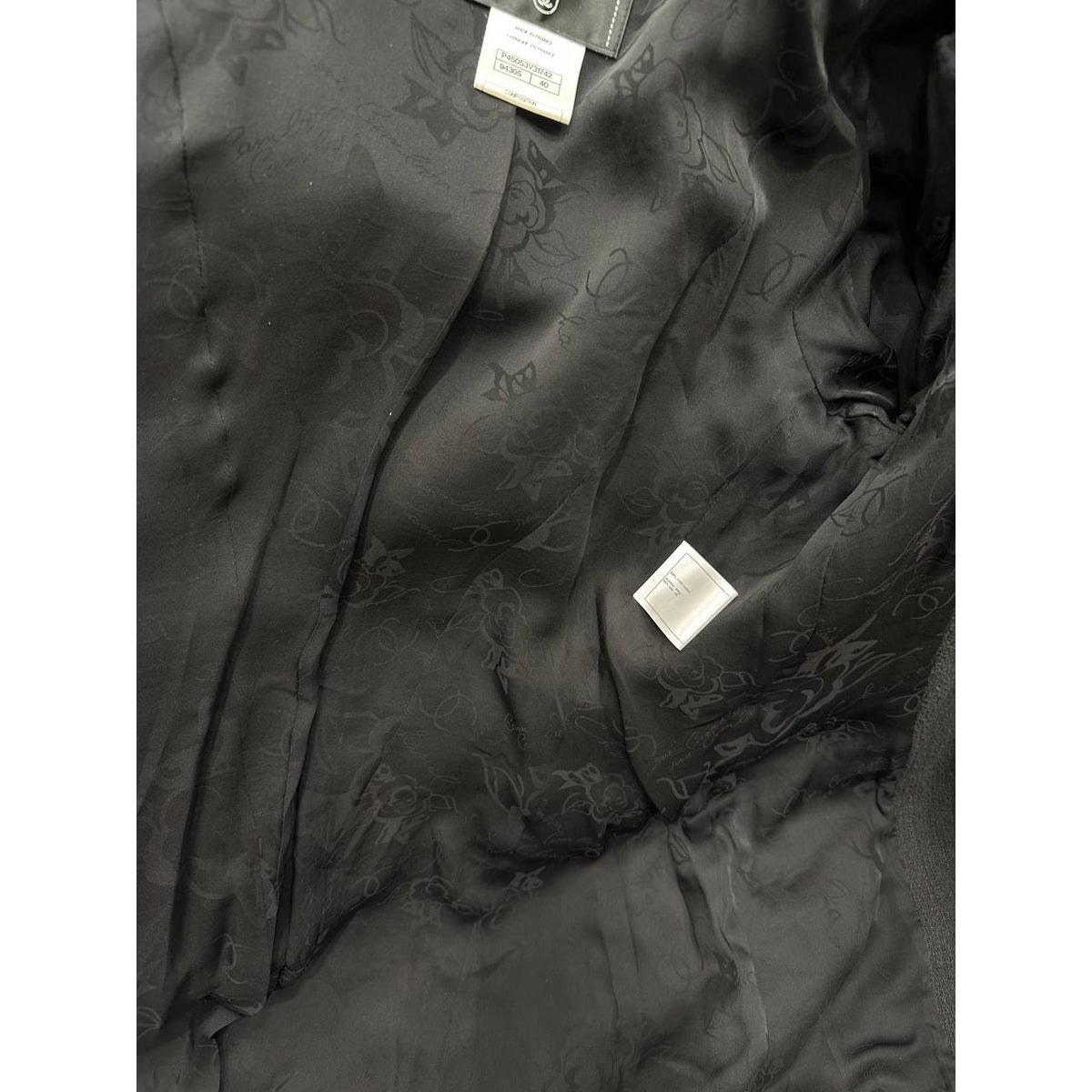 Chanel 2013 Cruise Versailles Black Tweed Jacket CC Buttons Size 40 Pre-owned