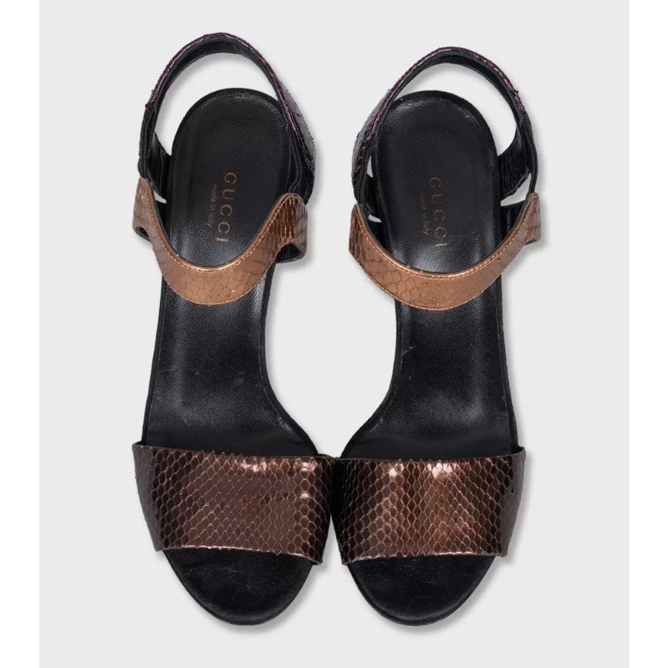 Gucci Textured  Leather Sandals  Sz.38 Pre-owned
