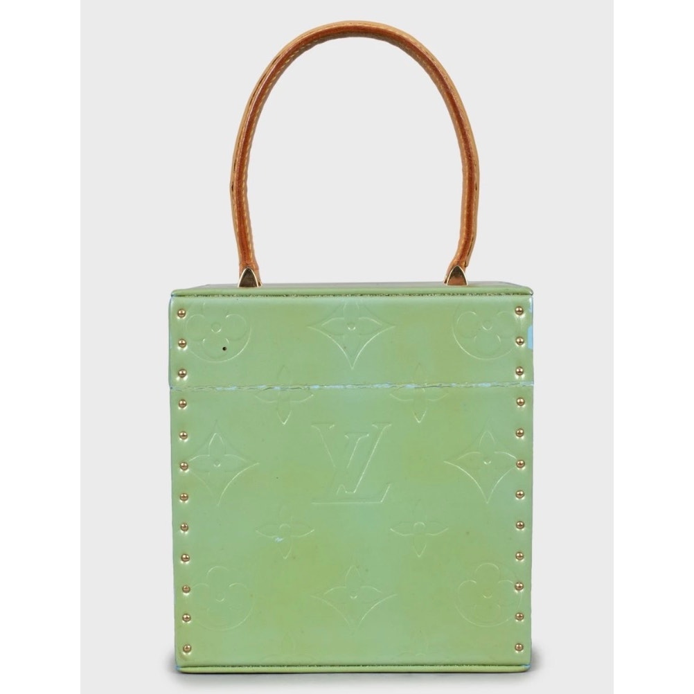 Louis Vuitton Bleecker Box Green Monogram Vernis Handbag Pre-owned