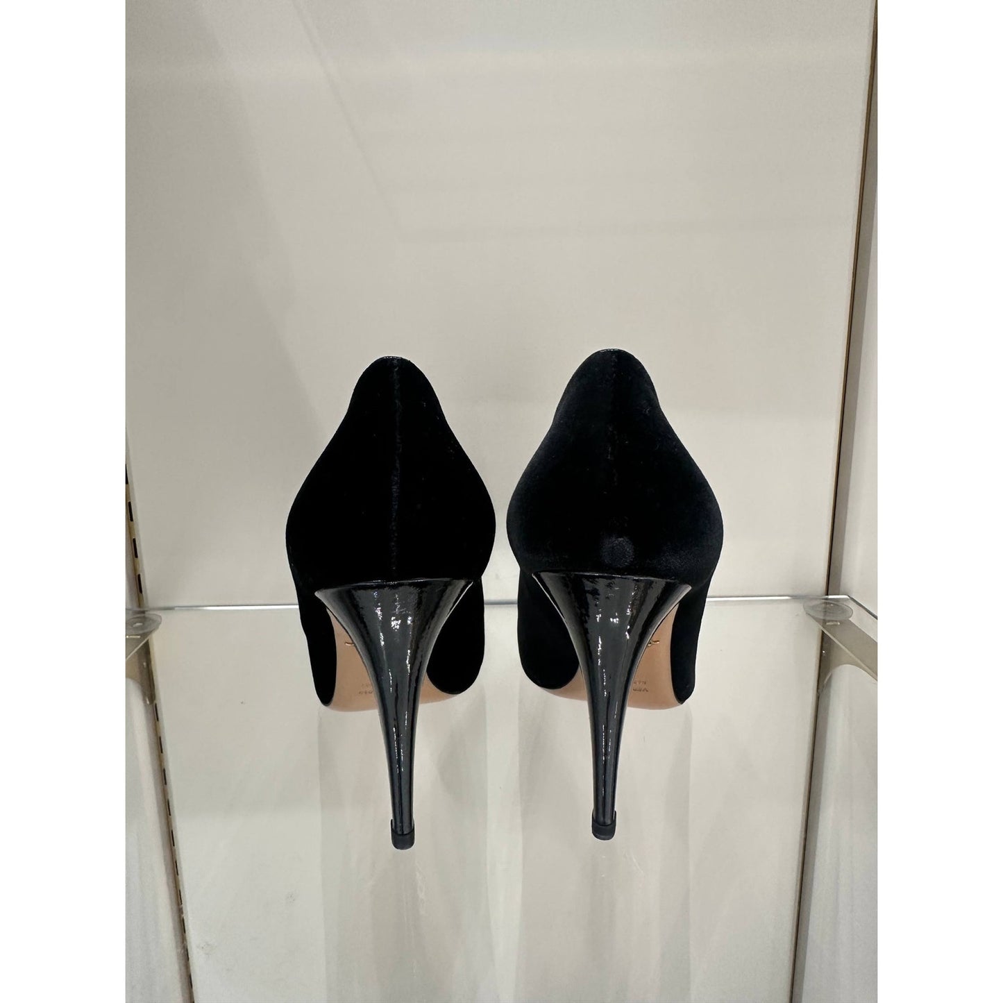 NWOB Charlotte Olympia Black Velvet Kitty 110 Pumps - Size 39 Pre-owned