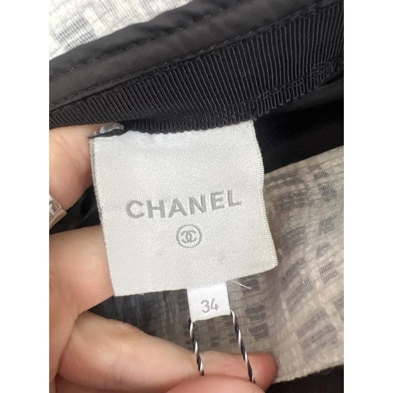 Chanel Vintage Black & White Short Sleeve Zip Cardigan FR 34 / XS Preo-wned
