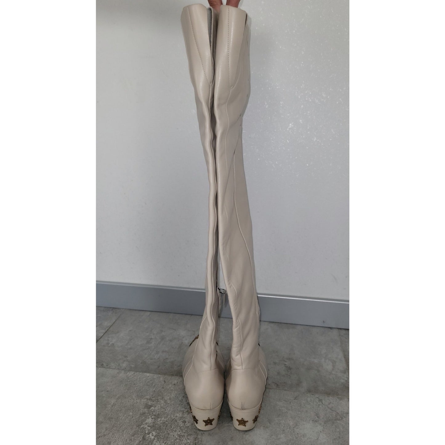 Chanel Beige Leather Paris Dallas Metal Cap Toe Thigh High Boots/Bootie Sz. 40 Pre-owned