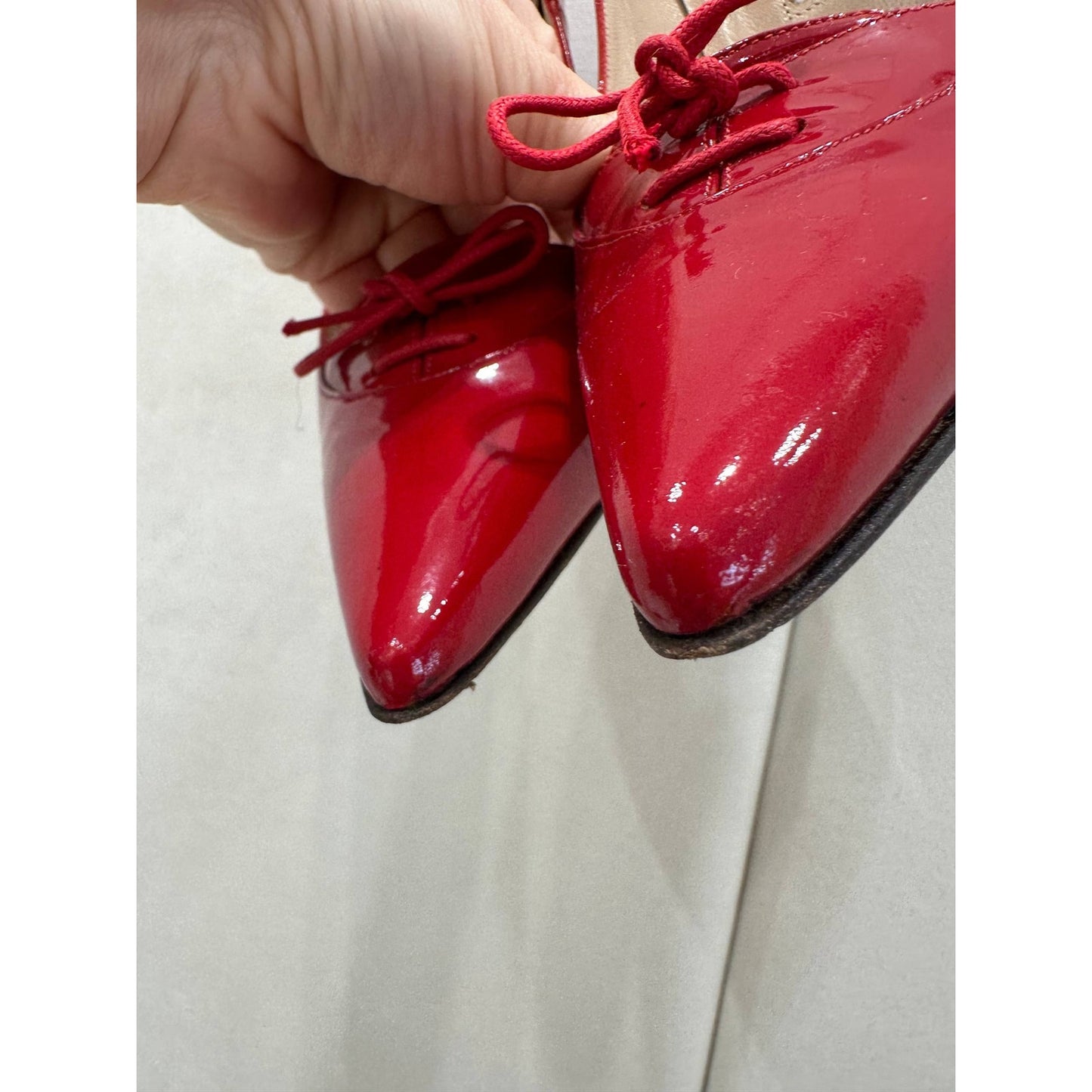 Manolo Blahnik Red Patent Leather Pointed Toe Pumps Sz. 39 Pre-owned