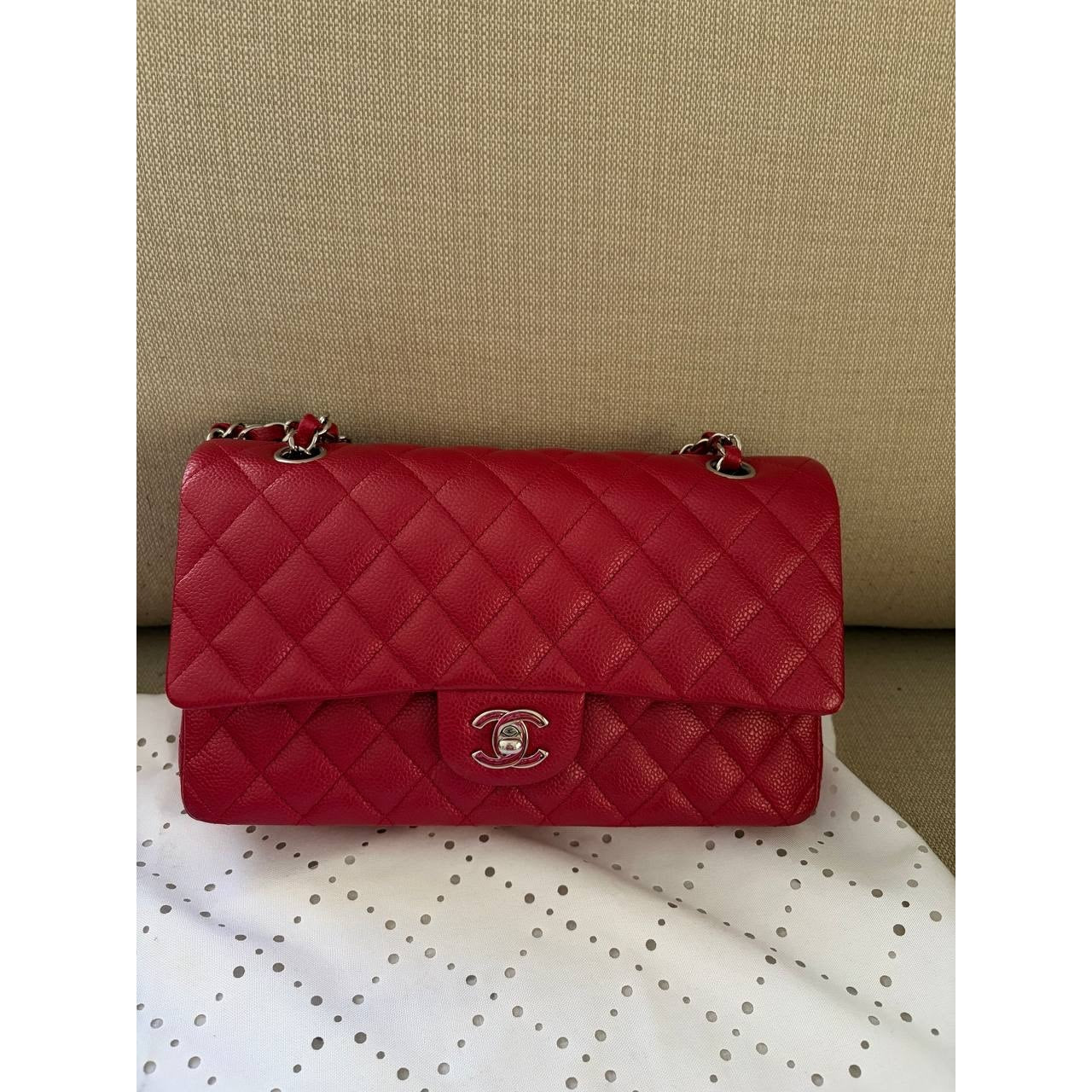 Chanel Timeless Medium 25 Red Grained Caviar Leather Flap Bag Pre-owned