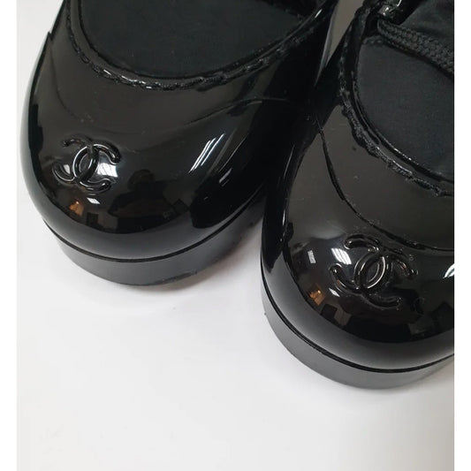 Chanel Black Rubber Nylon Ankle Boots CC Logo Size 38 Pre-owned