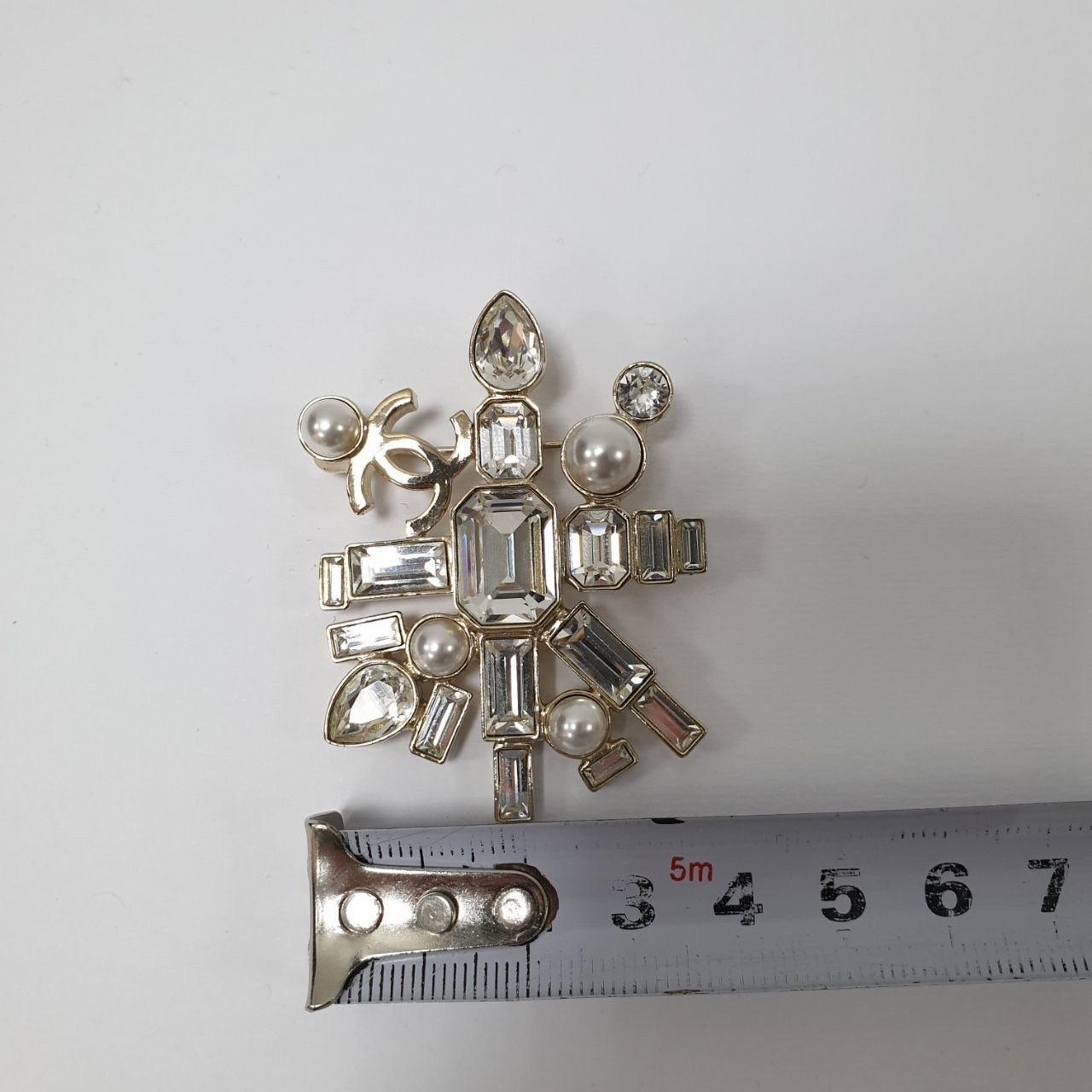 Chanel CC Crystal Pearl Logo G22C Brooch Pre-owned