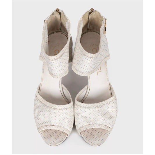 Elegant Chanel Vintage Polka Dot Leather Sandals Size 37 Pre-owned