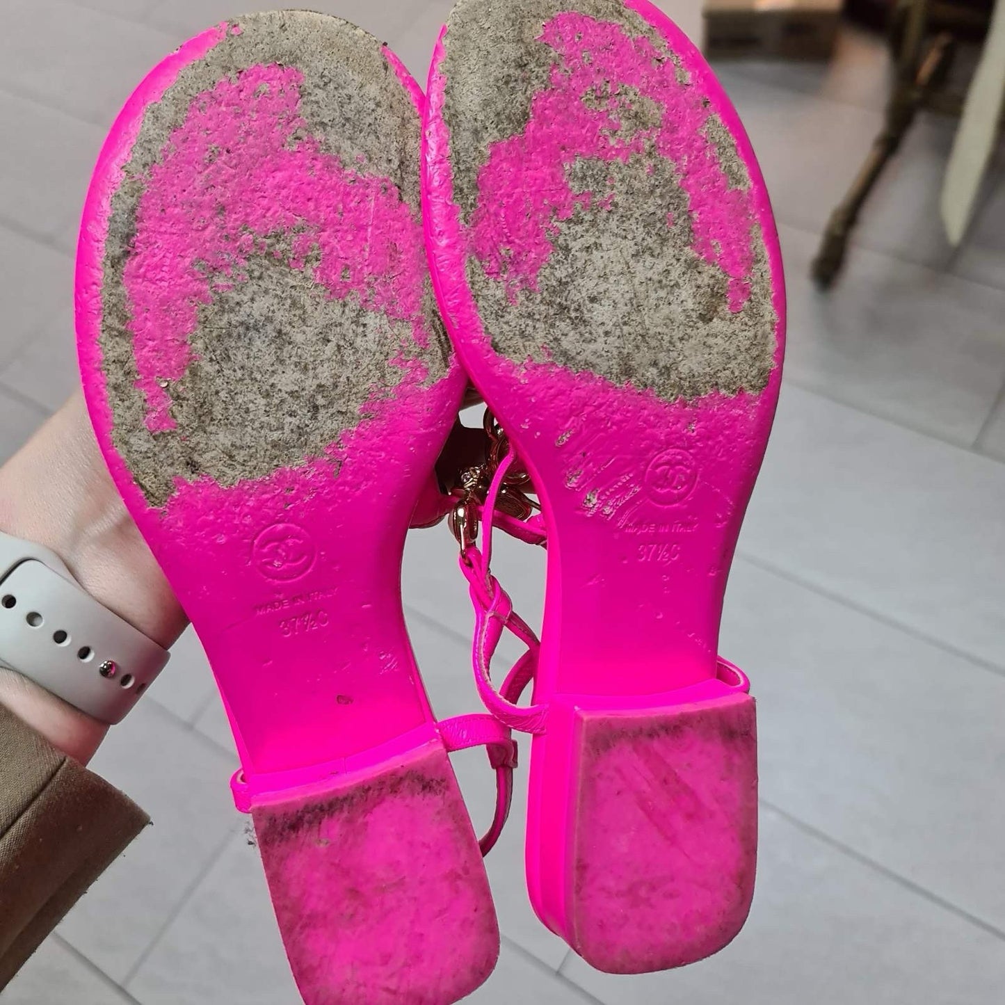 Chanel 2024 Hot Pink Thong Sandals  Sz.37,5