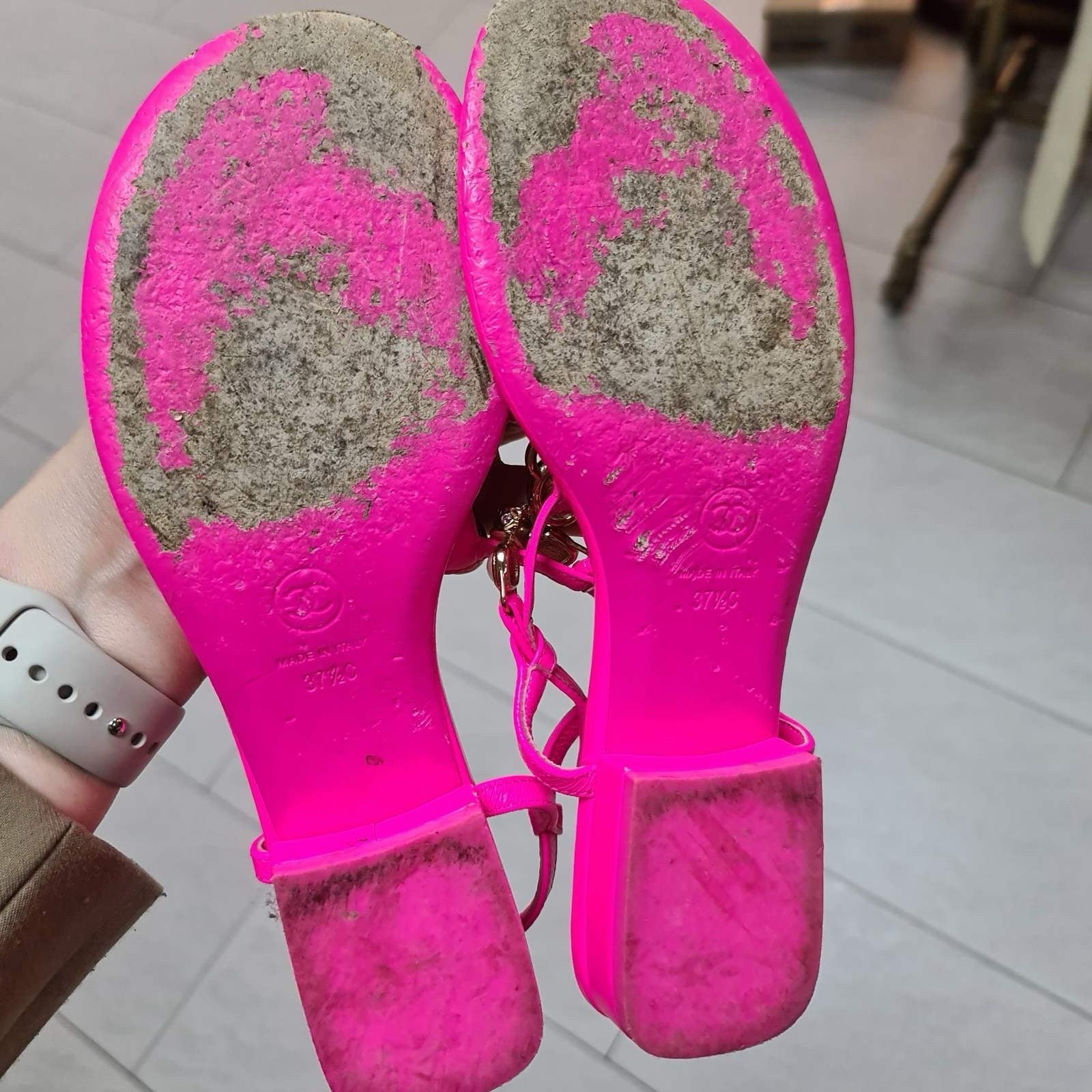 Chanel 2024 Hot Pink Thong Sandals  Sz.37,5