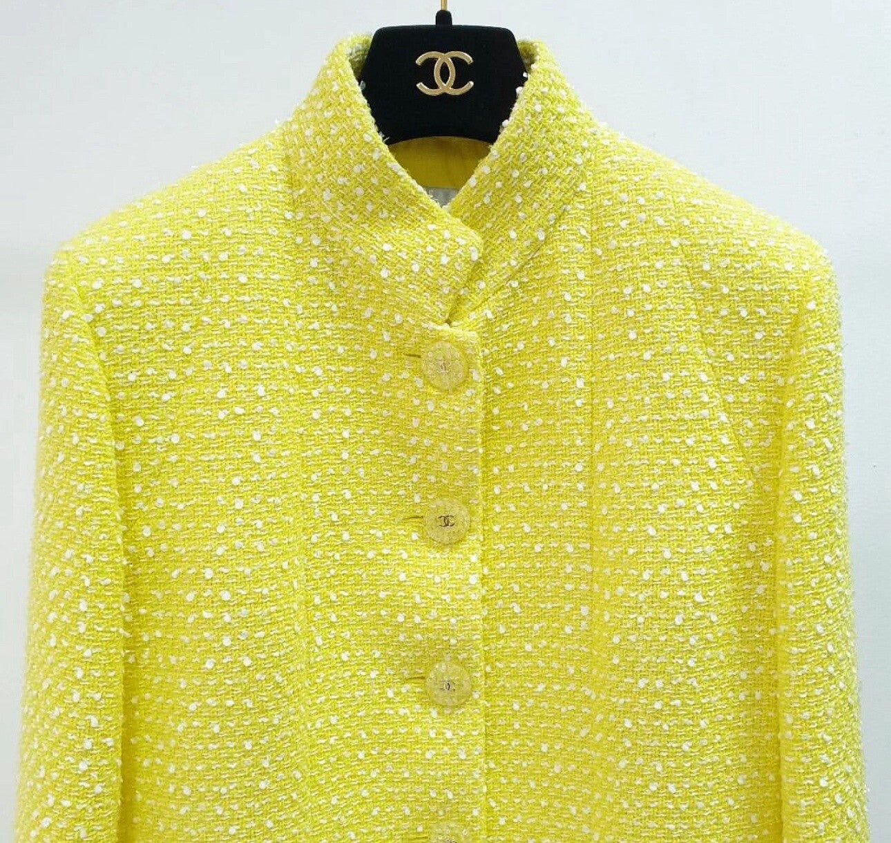 NWOT Chanel 19S Yellow Tweed Jacket Sz.38