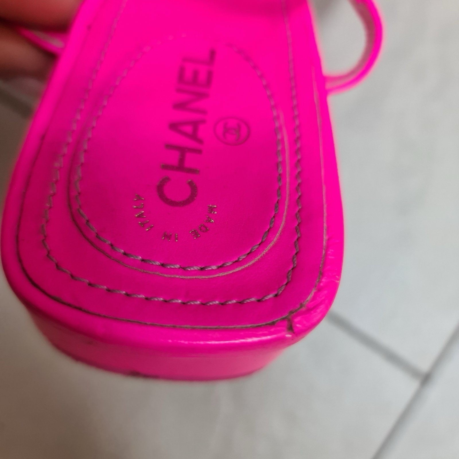 Chanel 2024 Hot Pink Thong Sandals  Sz.37,5
