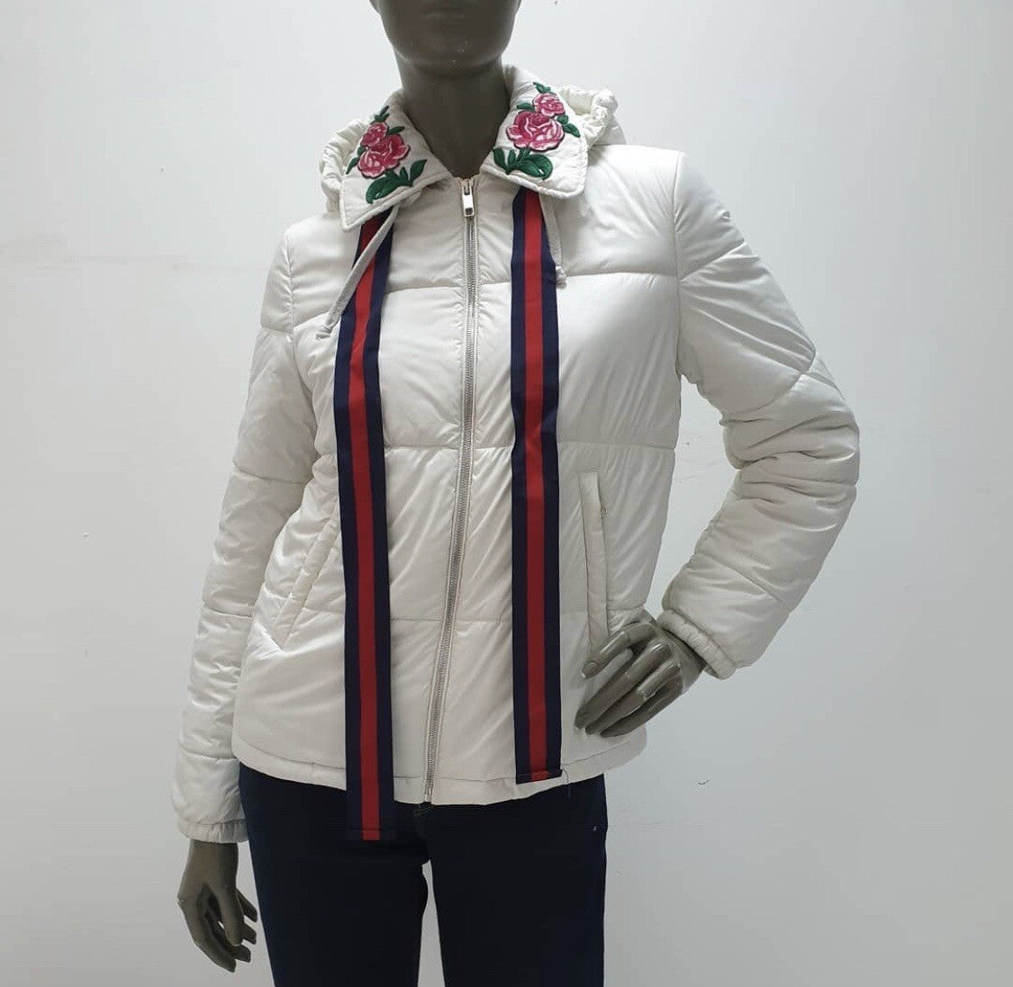 Gucci White Rose Collar Vest Puffer Jacket Sz.42