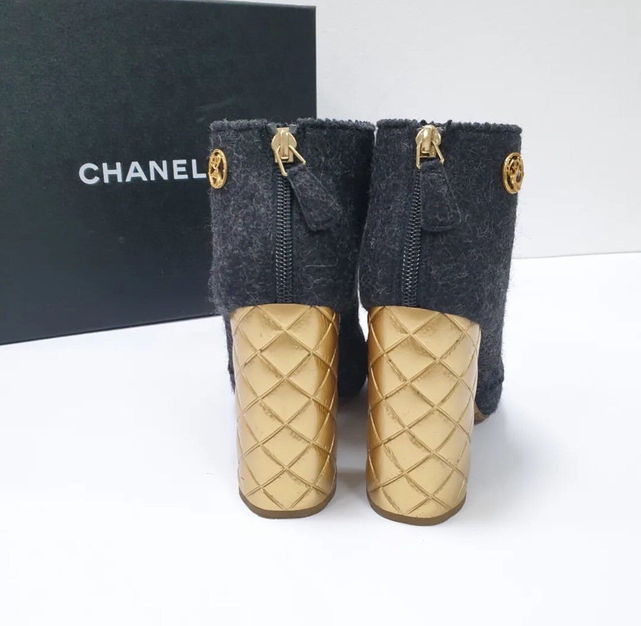 CHANEL Paris-Salzburg Grey Wool Quilted Gold Heeled Ankle Boot   Sz.39.5