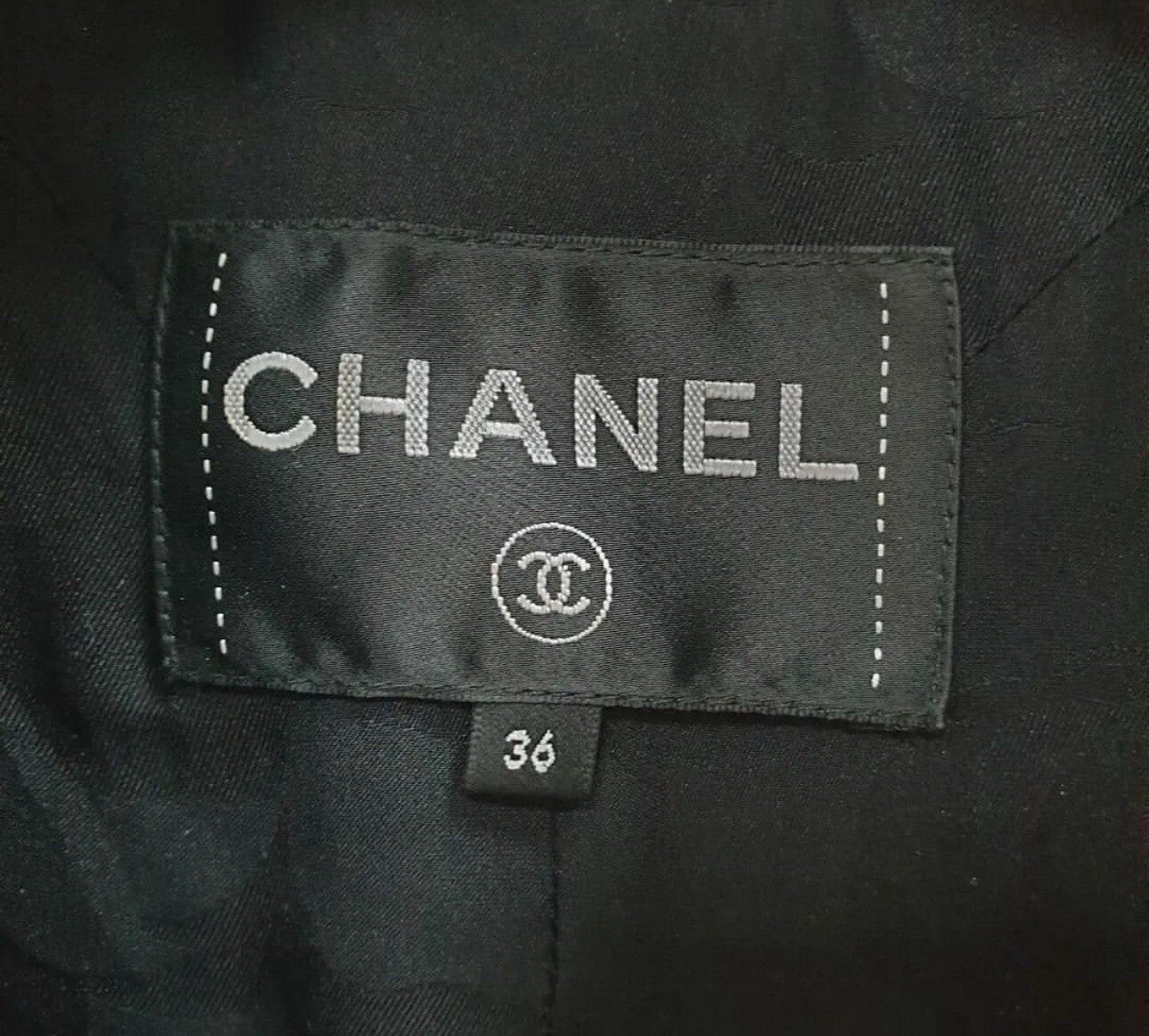 CHANEL 19P BLACK METALLIC CC LOGO BUTTON BLAZER JACKET  Sz.36