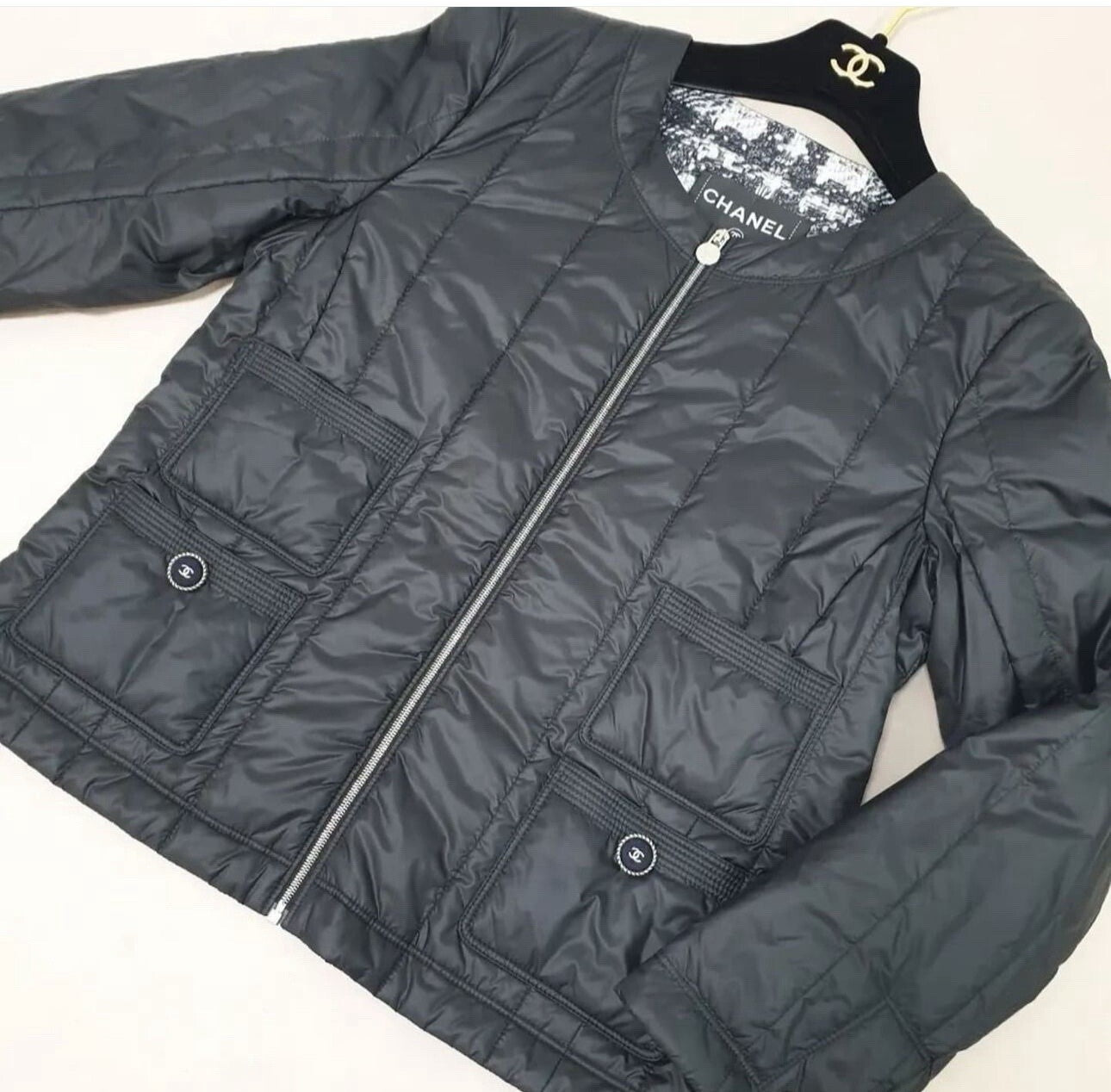 CHANEL 2013  NYLON PUFFER JACKET Sz.36