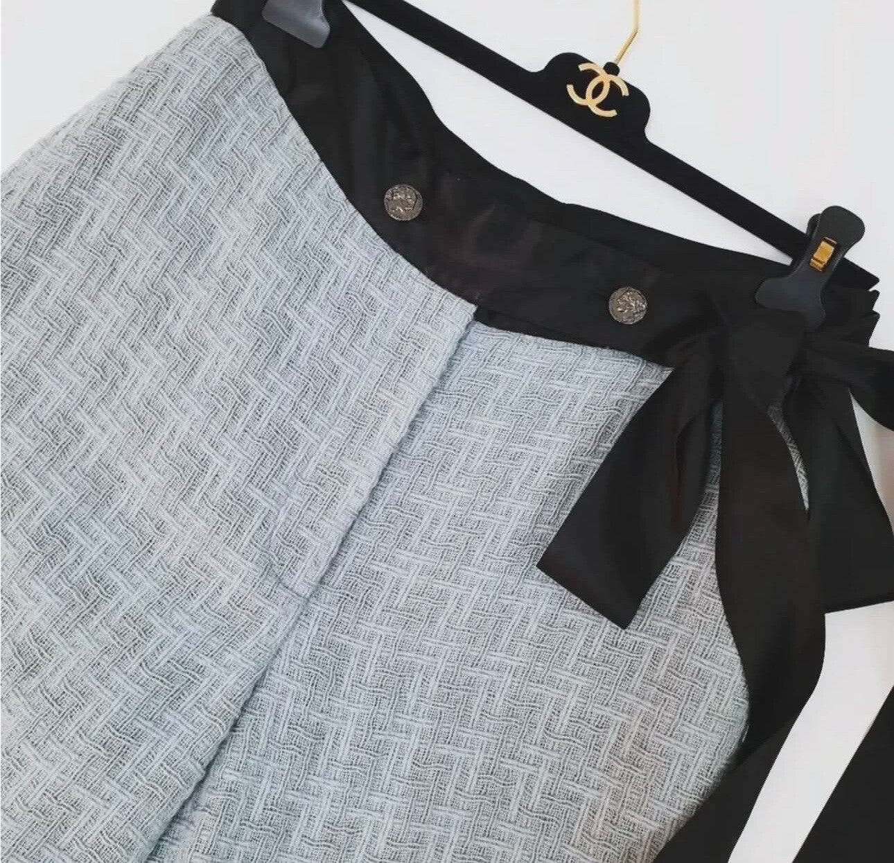 Chanel Gray Wool Wide Leg Jeans  Pants Trousers Sz.42