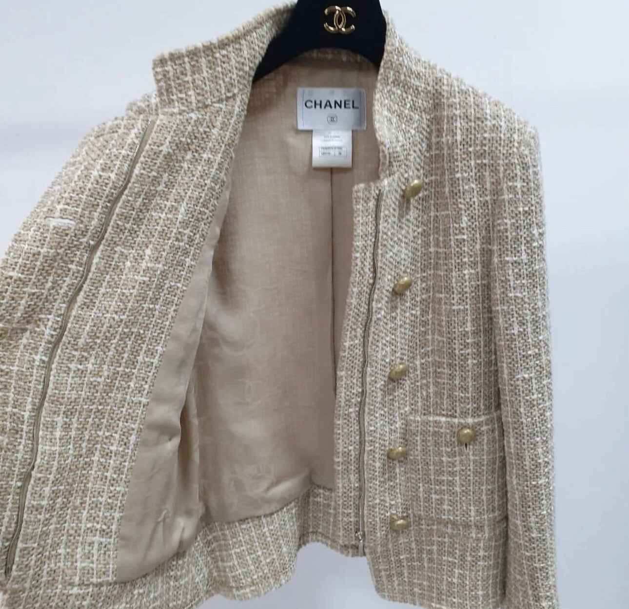 Chanel 2015  Beige Tweed Jacket Sz.36