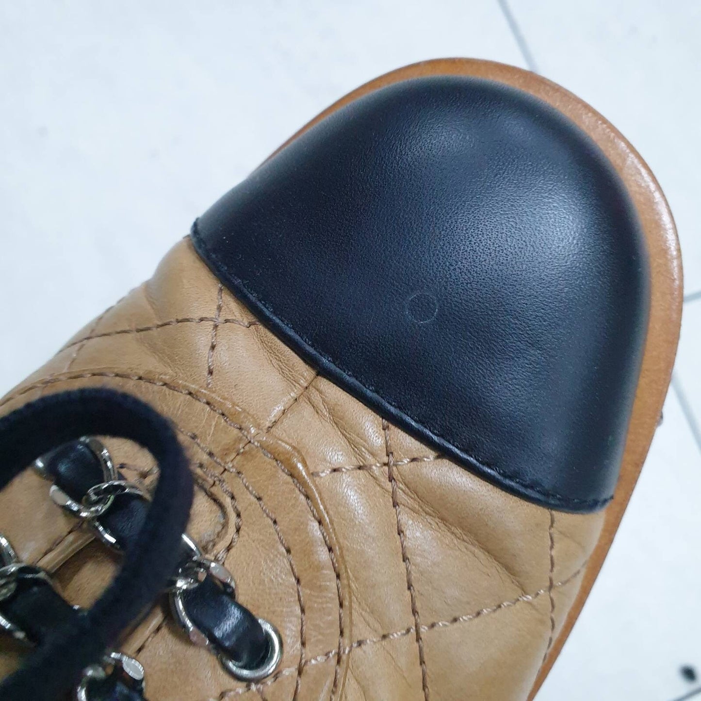 Chanel  Quilted Leather Chain Embellished Cap Toe Oxfords Sz.37.5