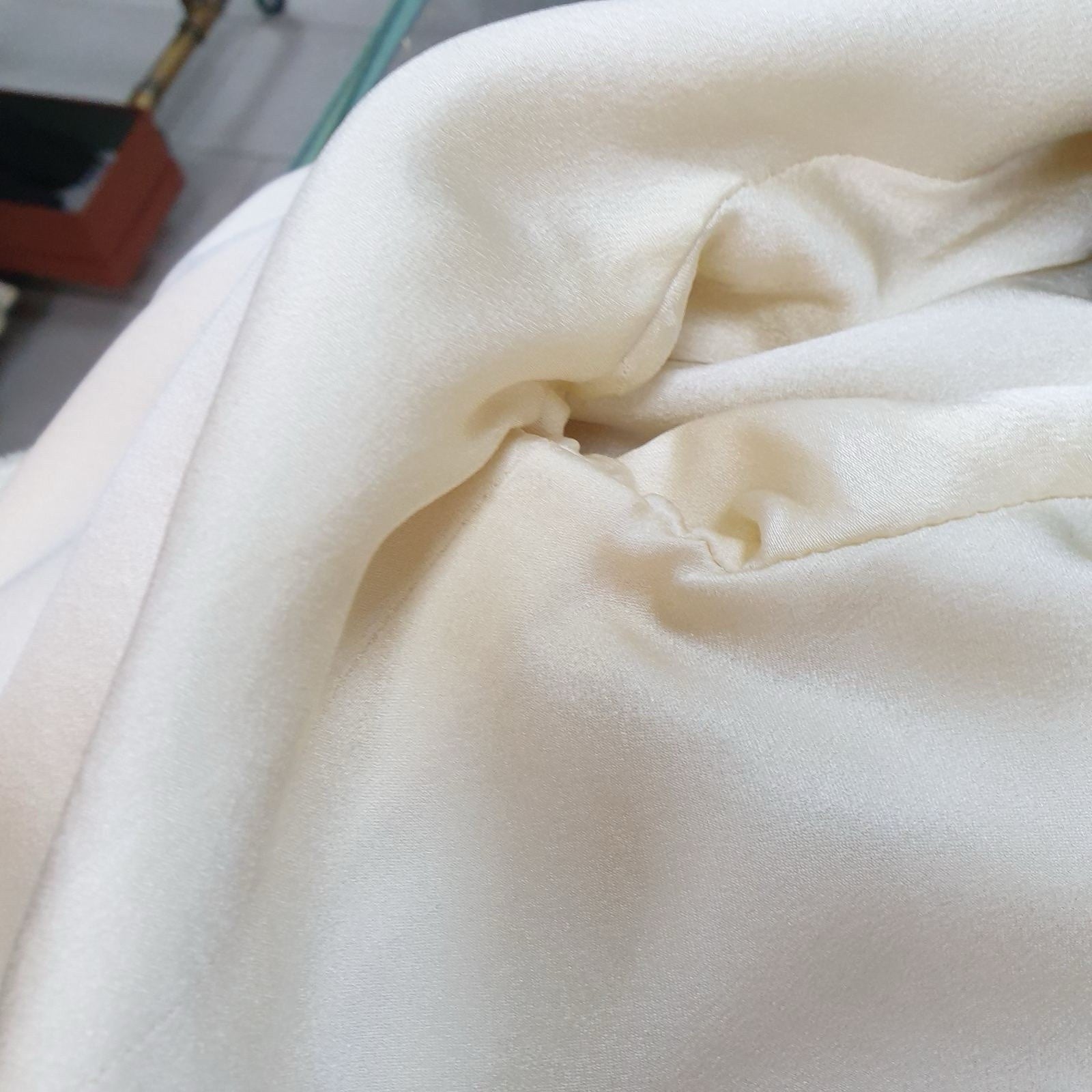 CHANEL 07P ECRU RAW TRIM CC LOGO BUTTON JACKET BLAZER Sz.42