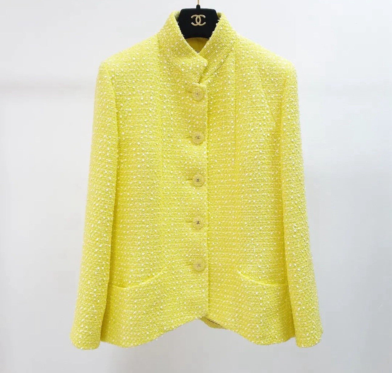 NWOT Chanel 19S Yellow Tweed Jacket Sz.38