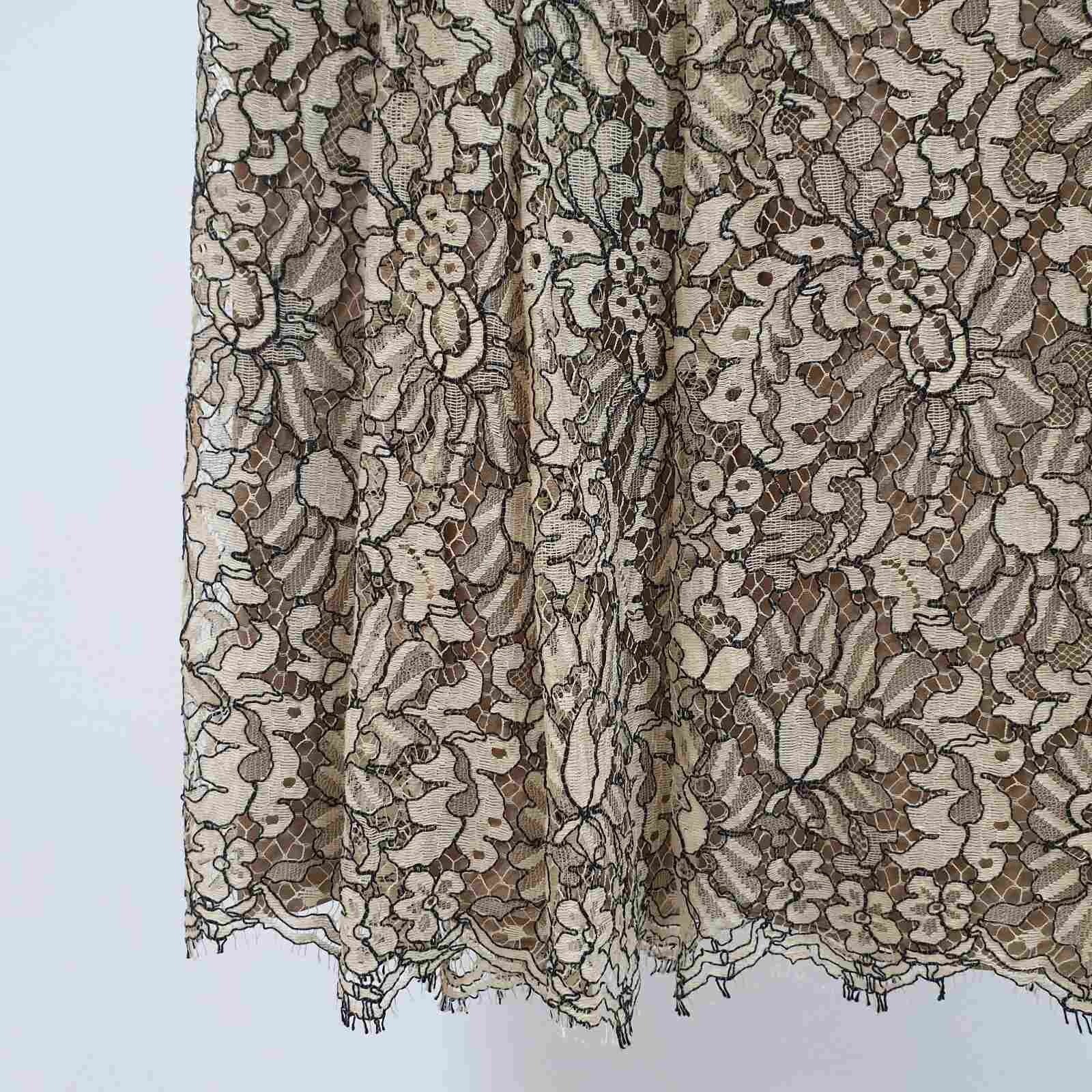 Chanel Beige Floral Lace Skirt Size 40