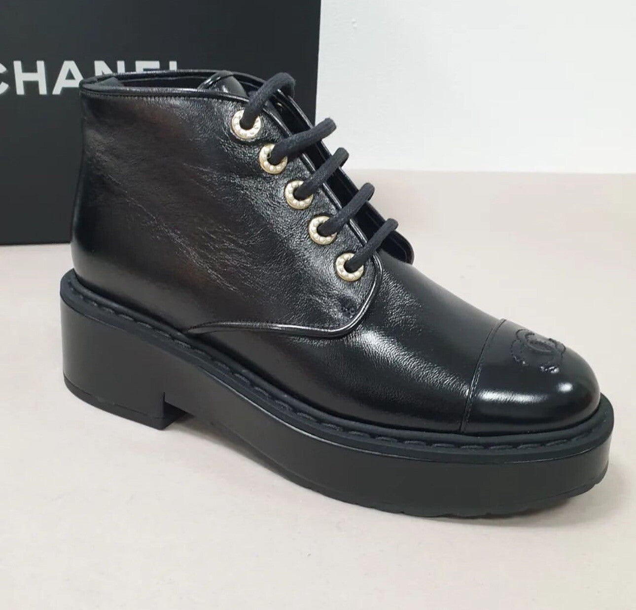 NWOB Chanel Black Shiny Calfskin Pearl Lace-Up Combat Short Boots Sz.39.5