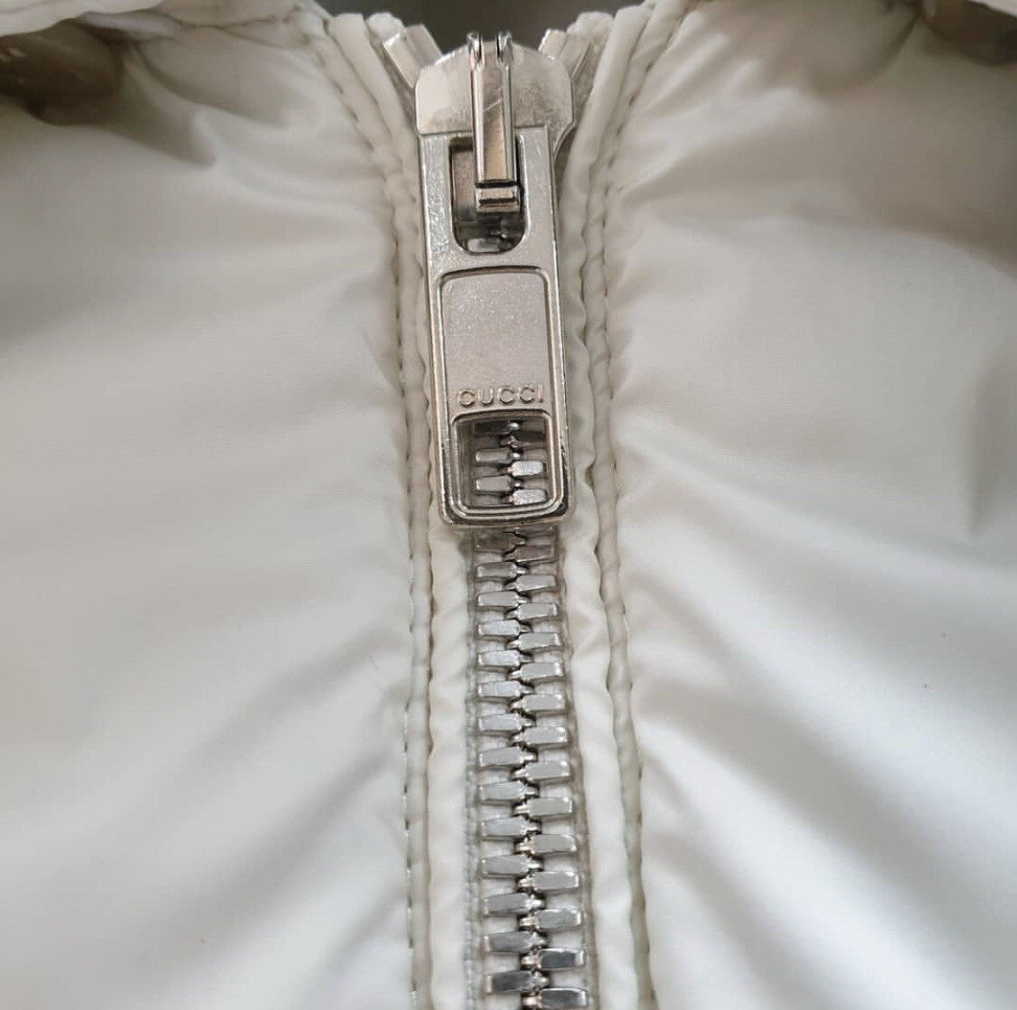 Gucci White Rose Collar Vest Puffer Jacket Sz.42