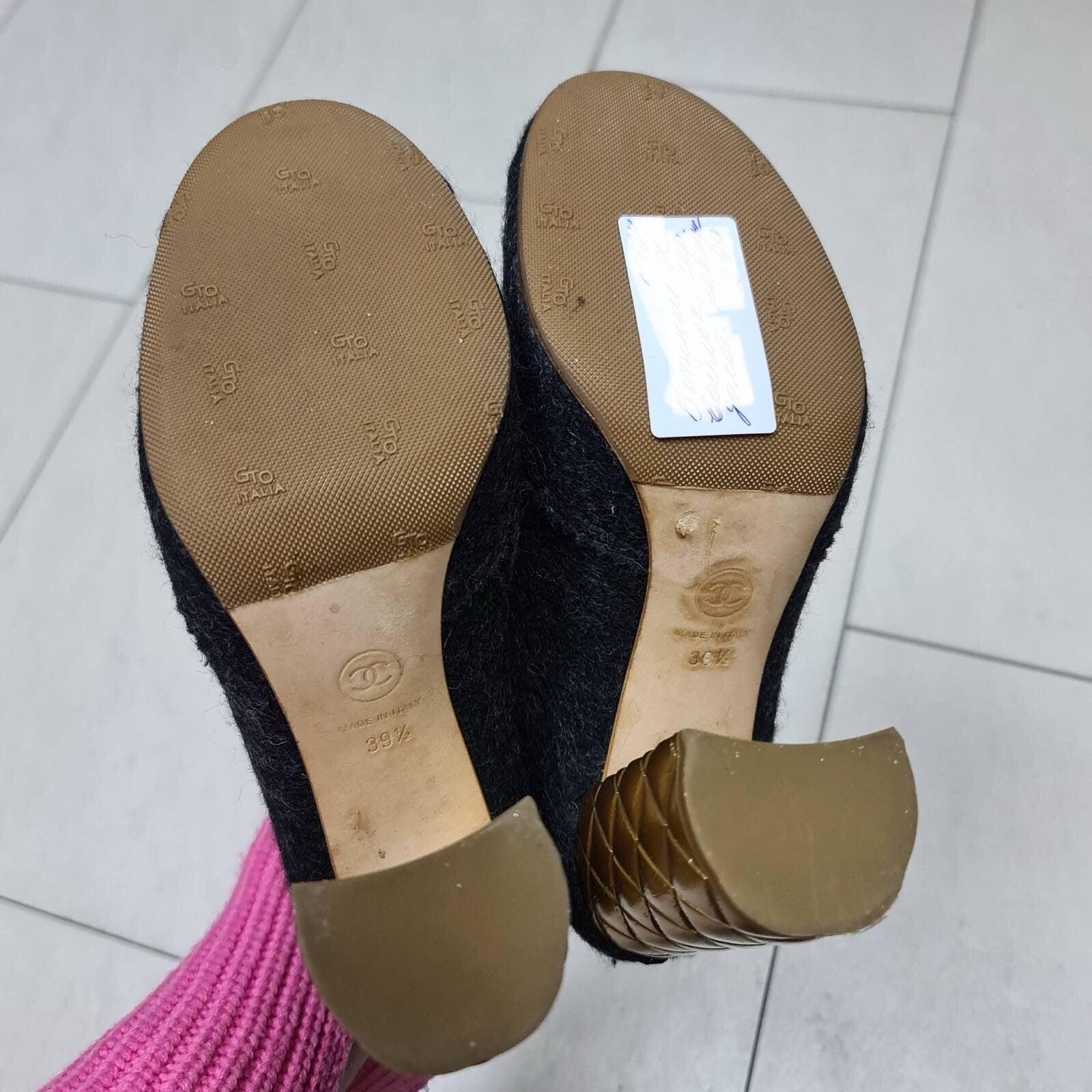 CHANEL Paris-Salzburg Grey Wool Quilted Gold Heeled Ankle Boot   Sz.39.5