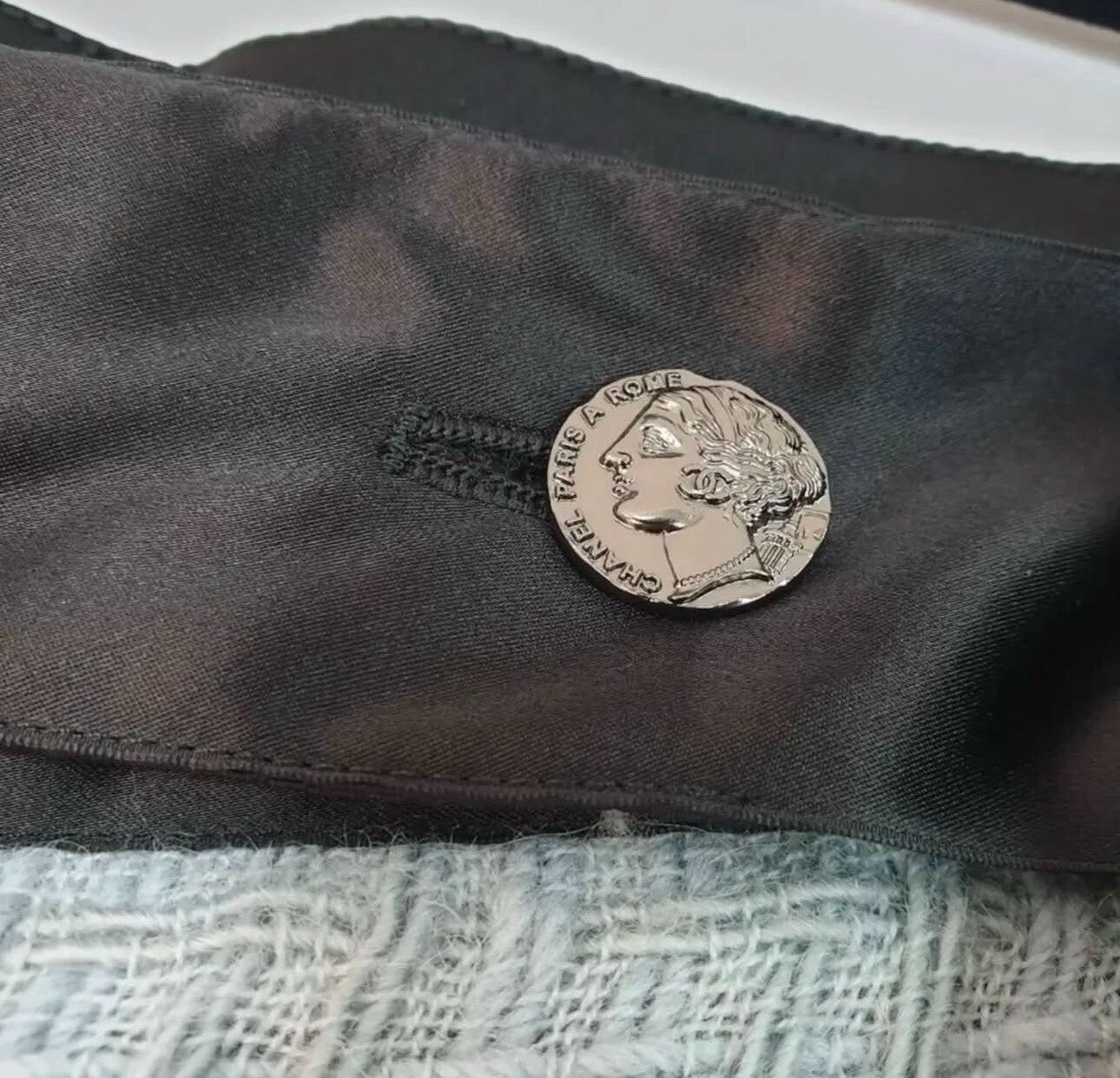 Chanel Gray Wool Wide Leg Jeans  Pants Trousers Sz.42