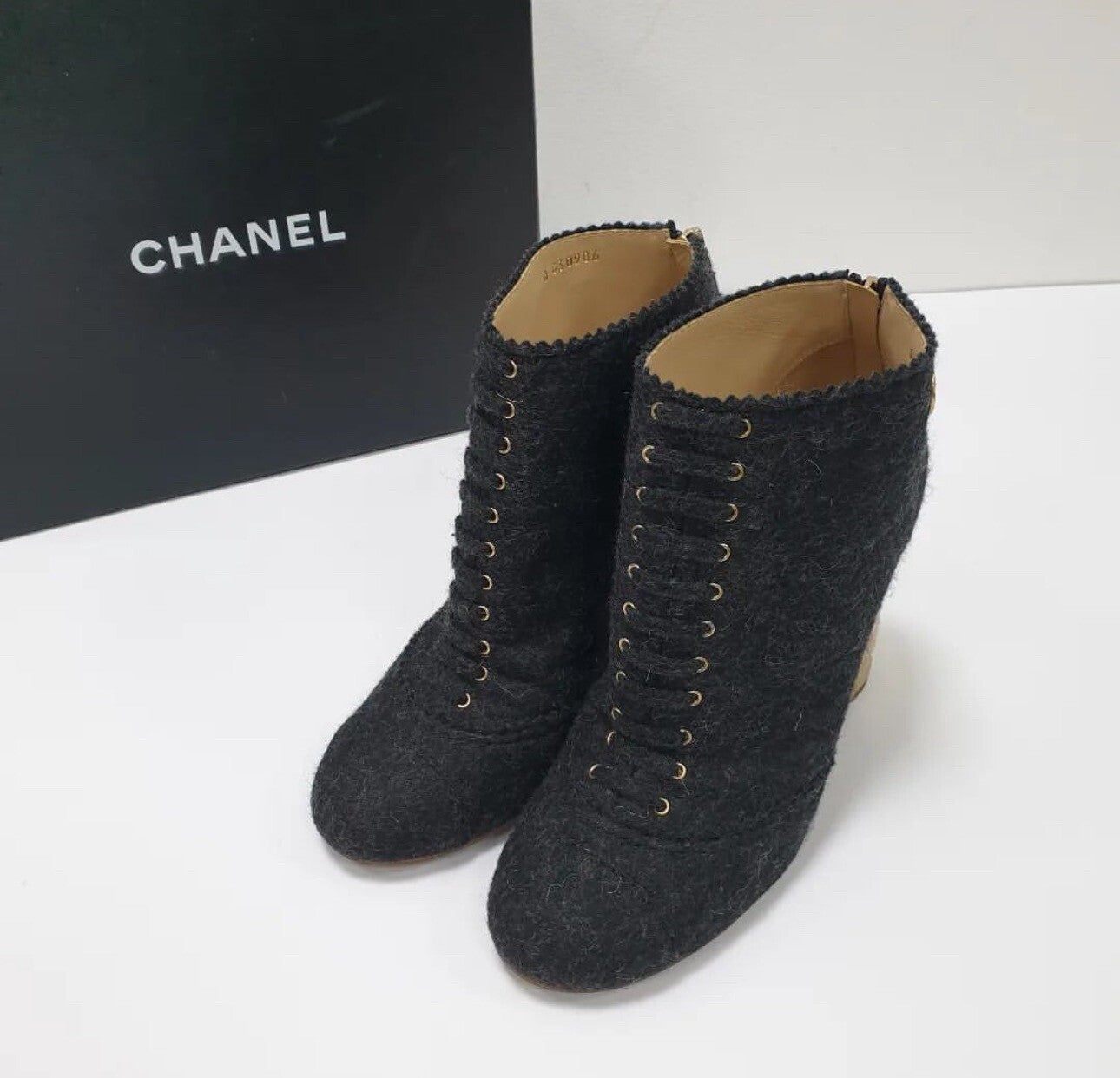 CHANEL Paris-Salzburg Grey Wool Quilted Gold Heeled Ankle Boot   Sz.39.5