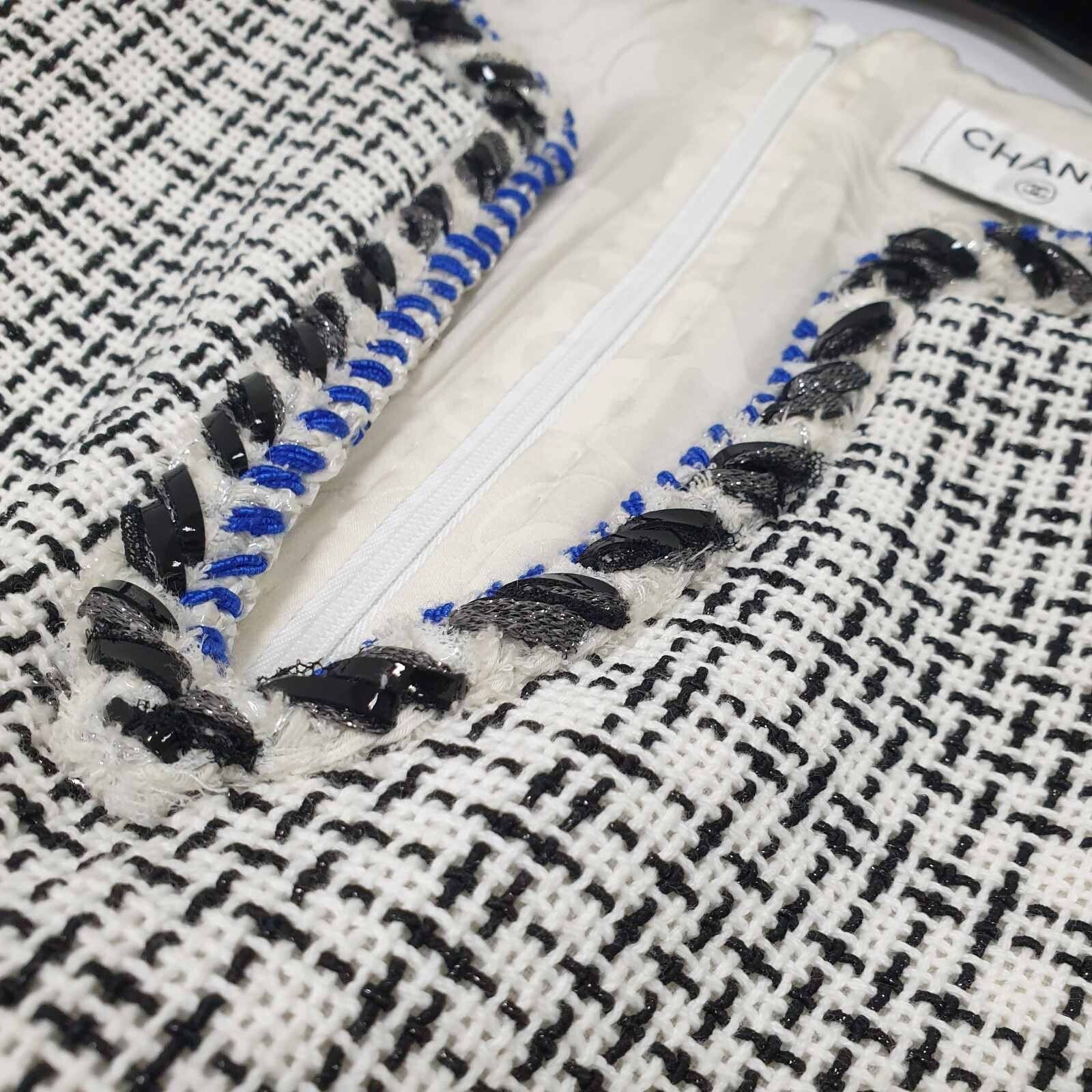 CHANEL White Blue Sleeveless Chevron Trim Shift Silver Tweed Dress  Sz.46