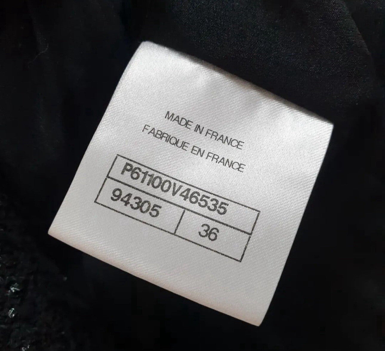 CHANEL 19P BLACK METALLIC CC LOGO BUTTON BLAZER JACKET  Sz.36