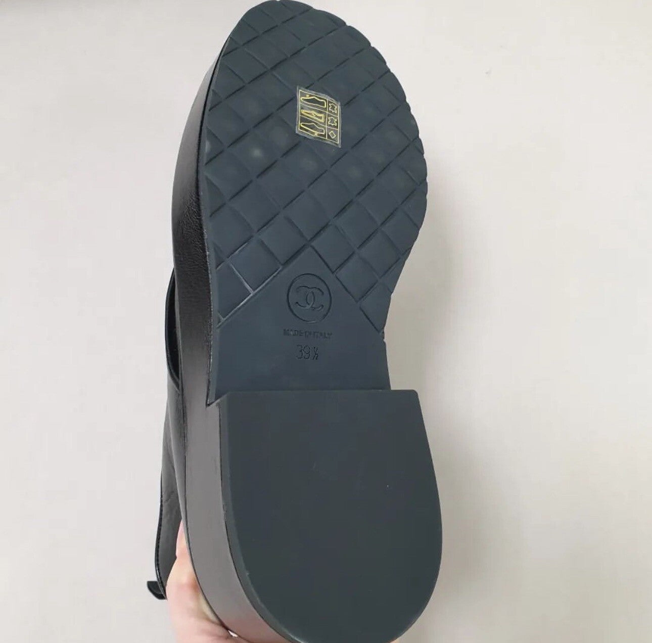 NWOB Chanel Black Shiny Calfskin Pearl Lace-Up Combat Short Boots Sz.39.5