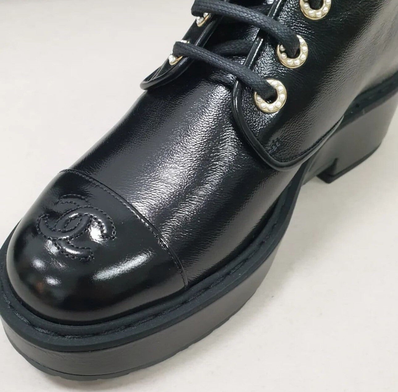 NWOB Chanel Black Shiny Calfskin Pearl Lace-Up Combat Short Boots Sz.39.5