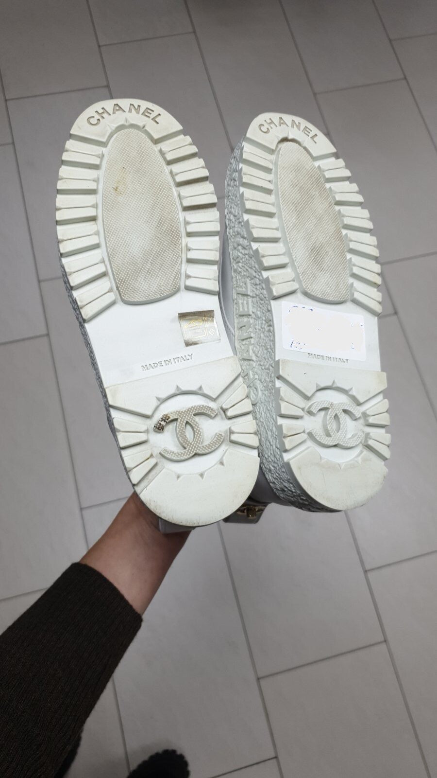 Chanel White Leather Lace Up Ankle Boots Booties Sz.37